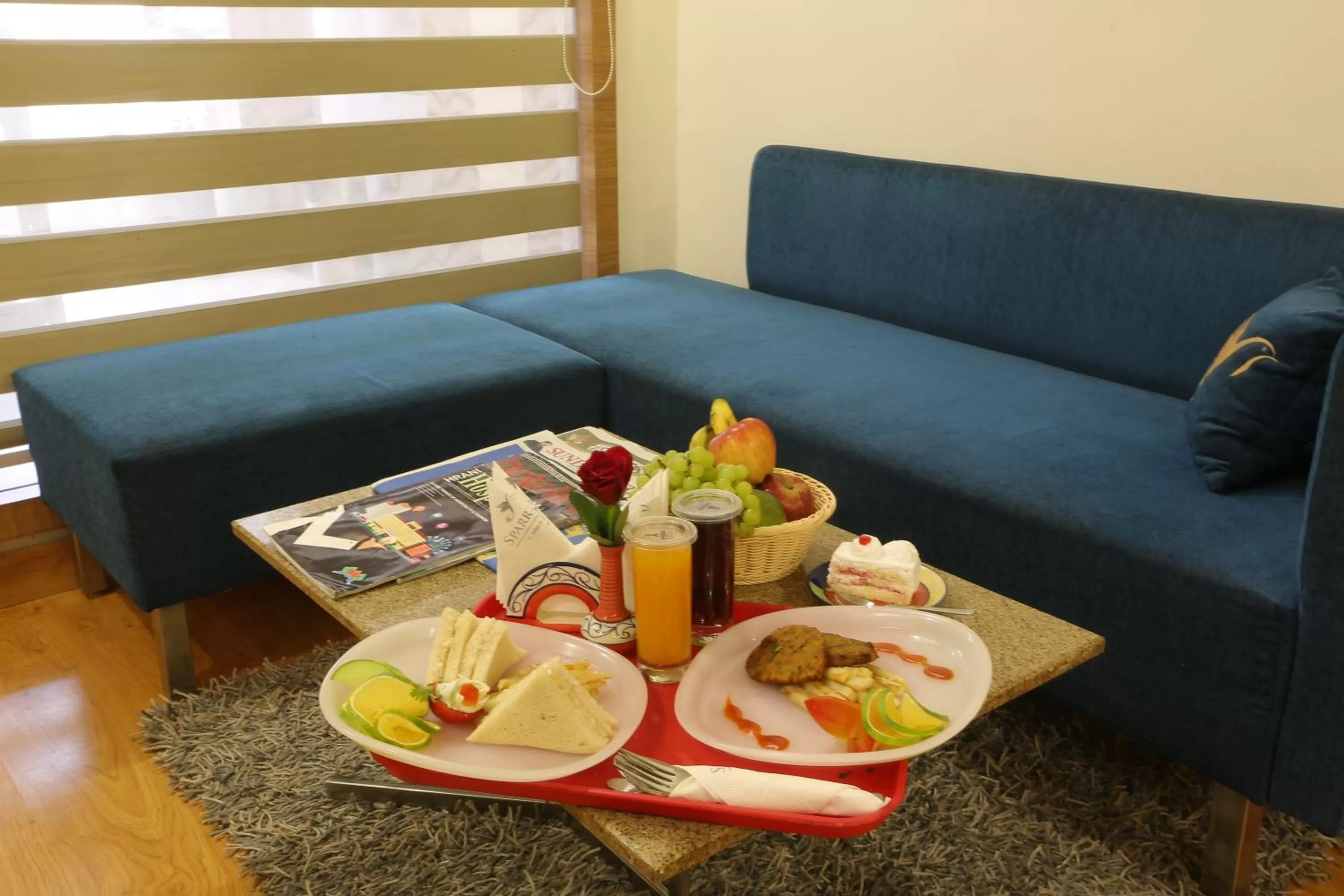 Large Double Room - single occupancy in Sparrow Inn by MGB Hotels