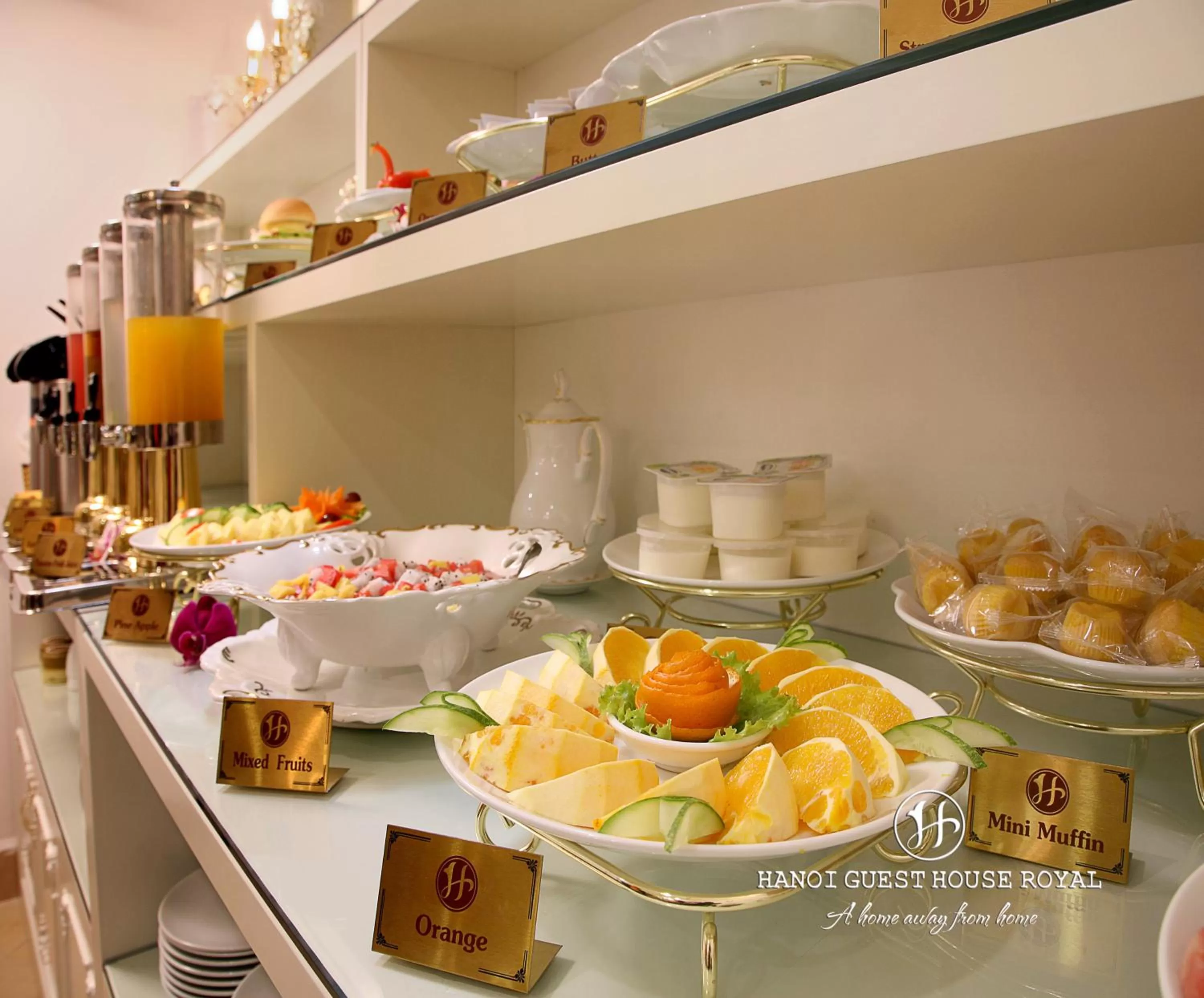 Food and drinks in Hanoi Hotel Royal