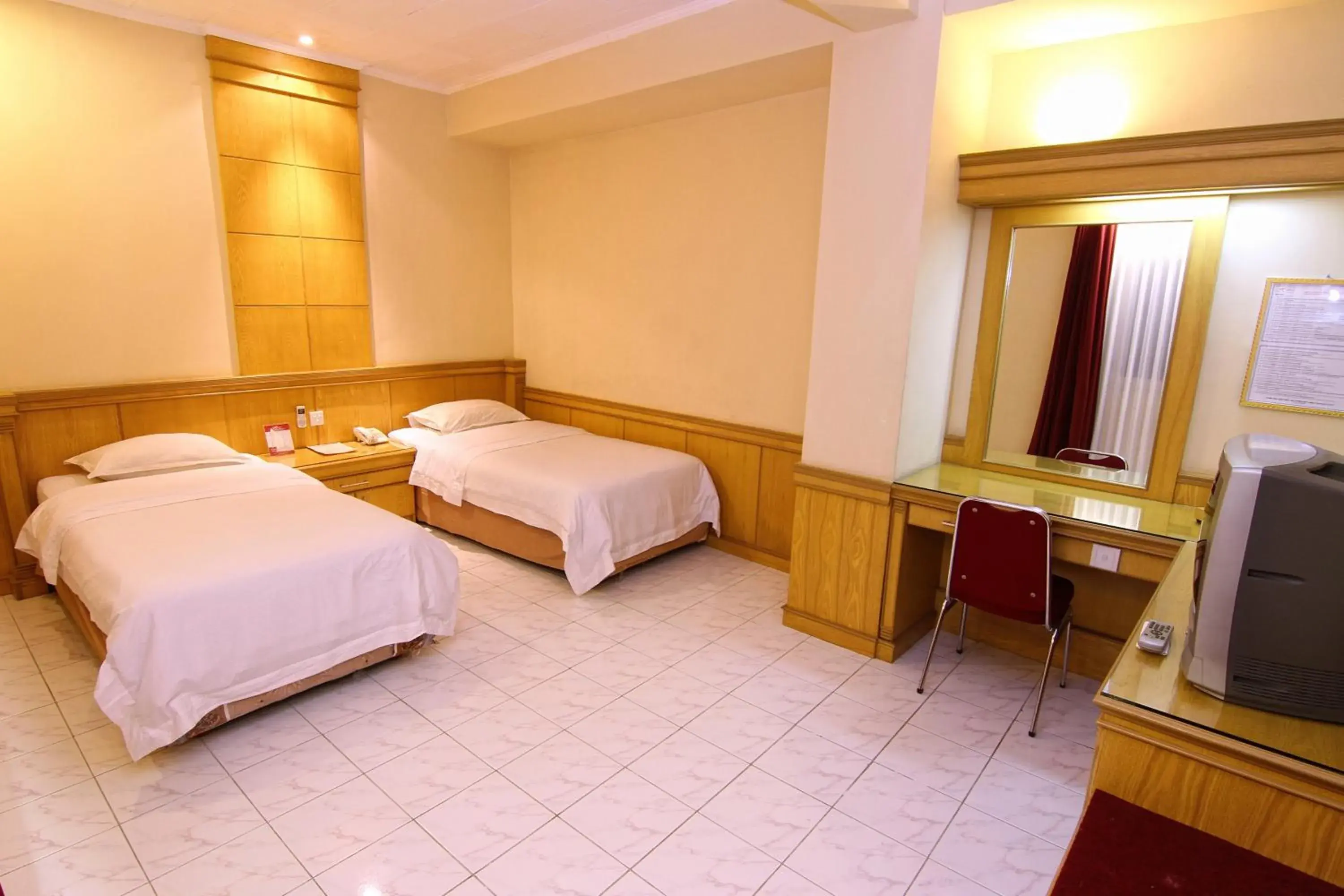 Bed in Hotel Hangtuah