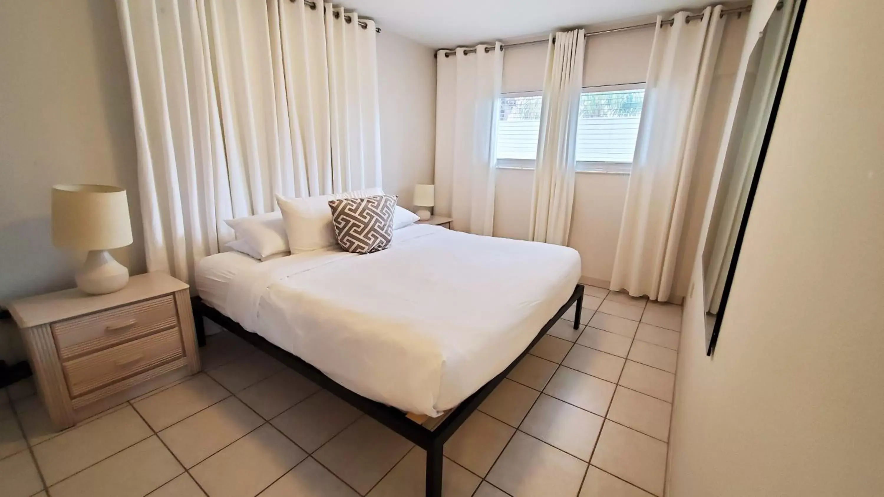 Bed in Casey Key Resort - Gulf Shores