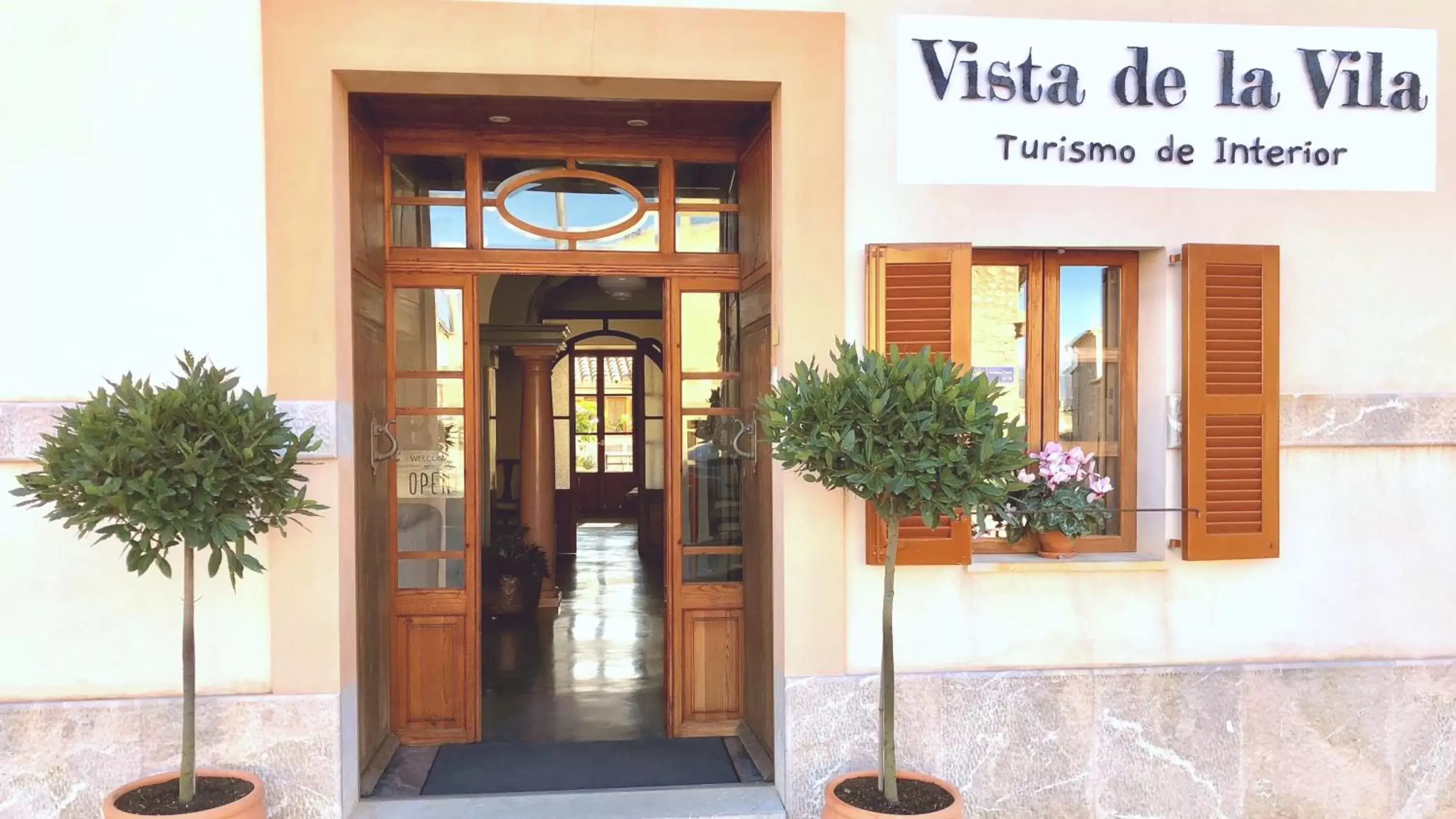 Facade/Entrance in Vista de la Vila - Turismo de interior.