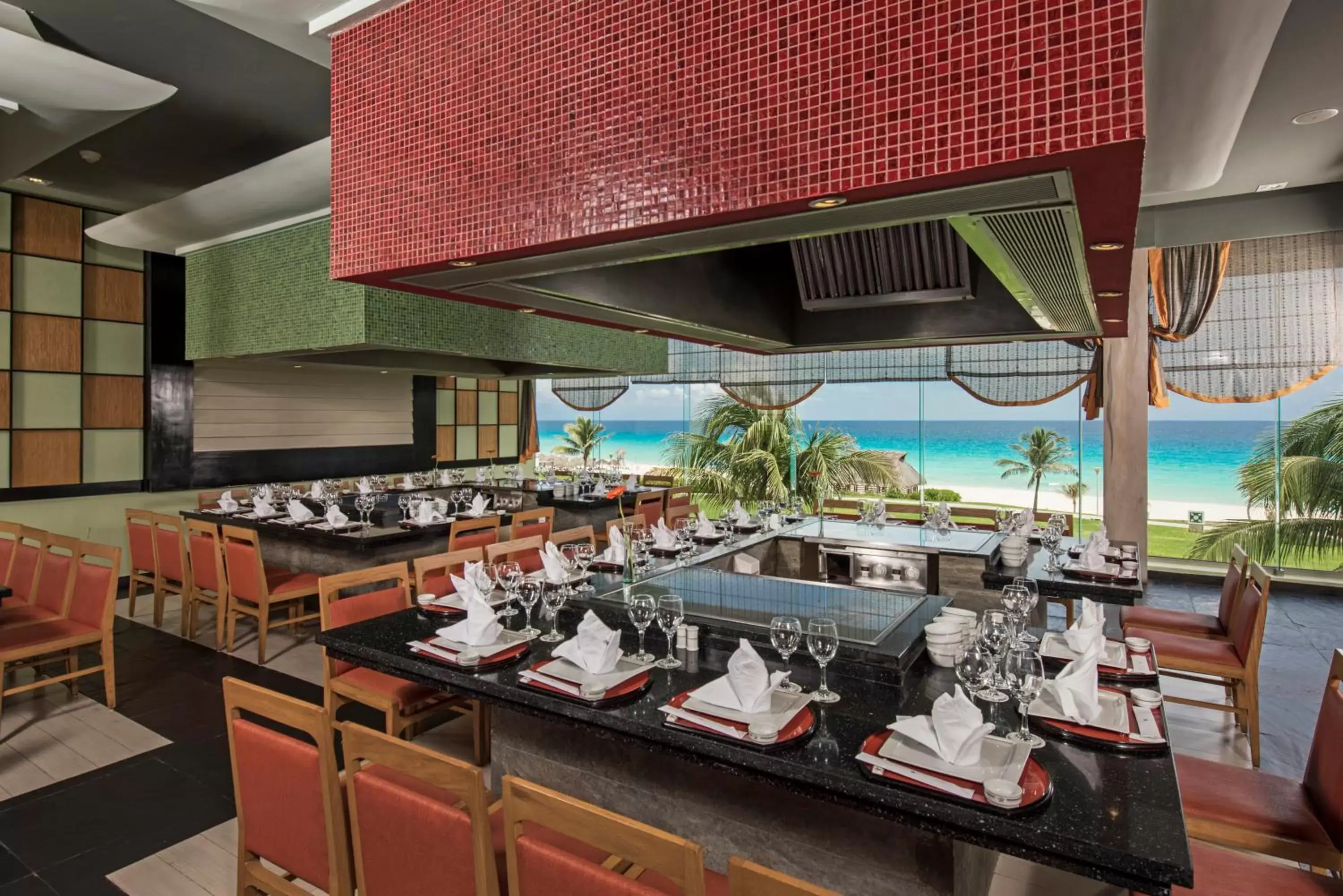 Restaurant/Places to Eat in Iberostar Selection Cancun