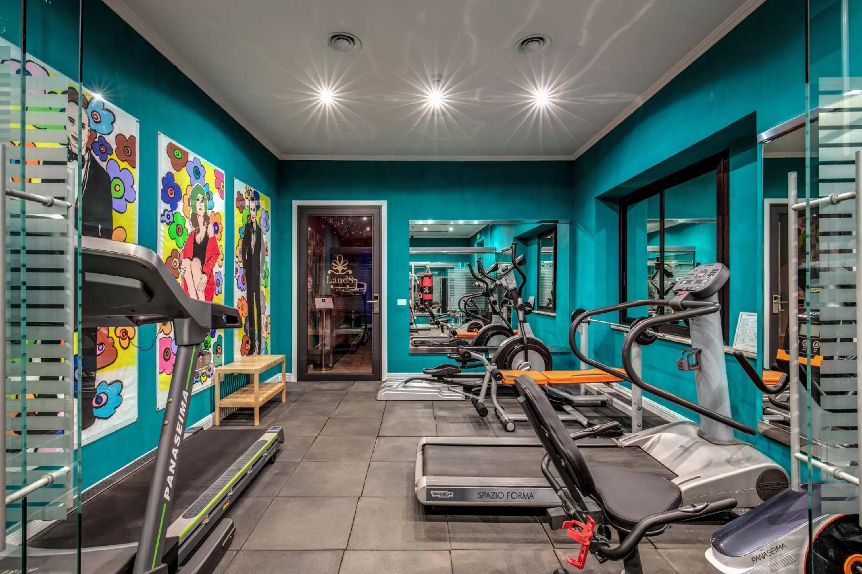 Fitness centre/facilities in Hotel 87 eighty-seven - Maison d'Art Collection