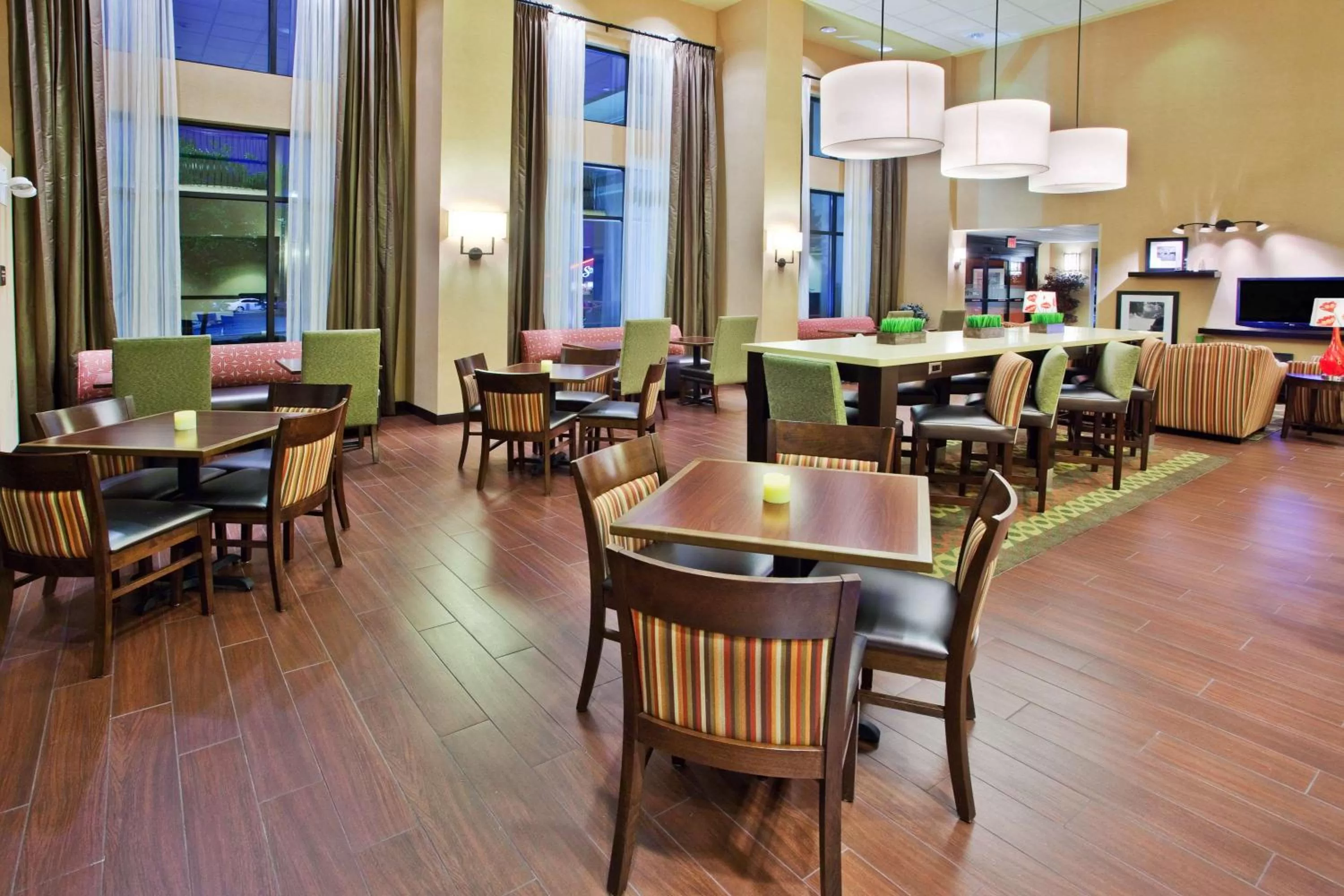 Lobby or reception in Hampton Inn & Suites Oxford-Anniston