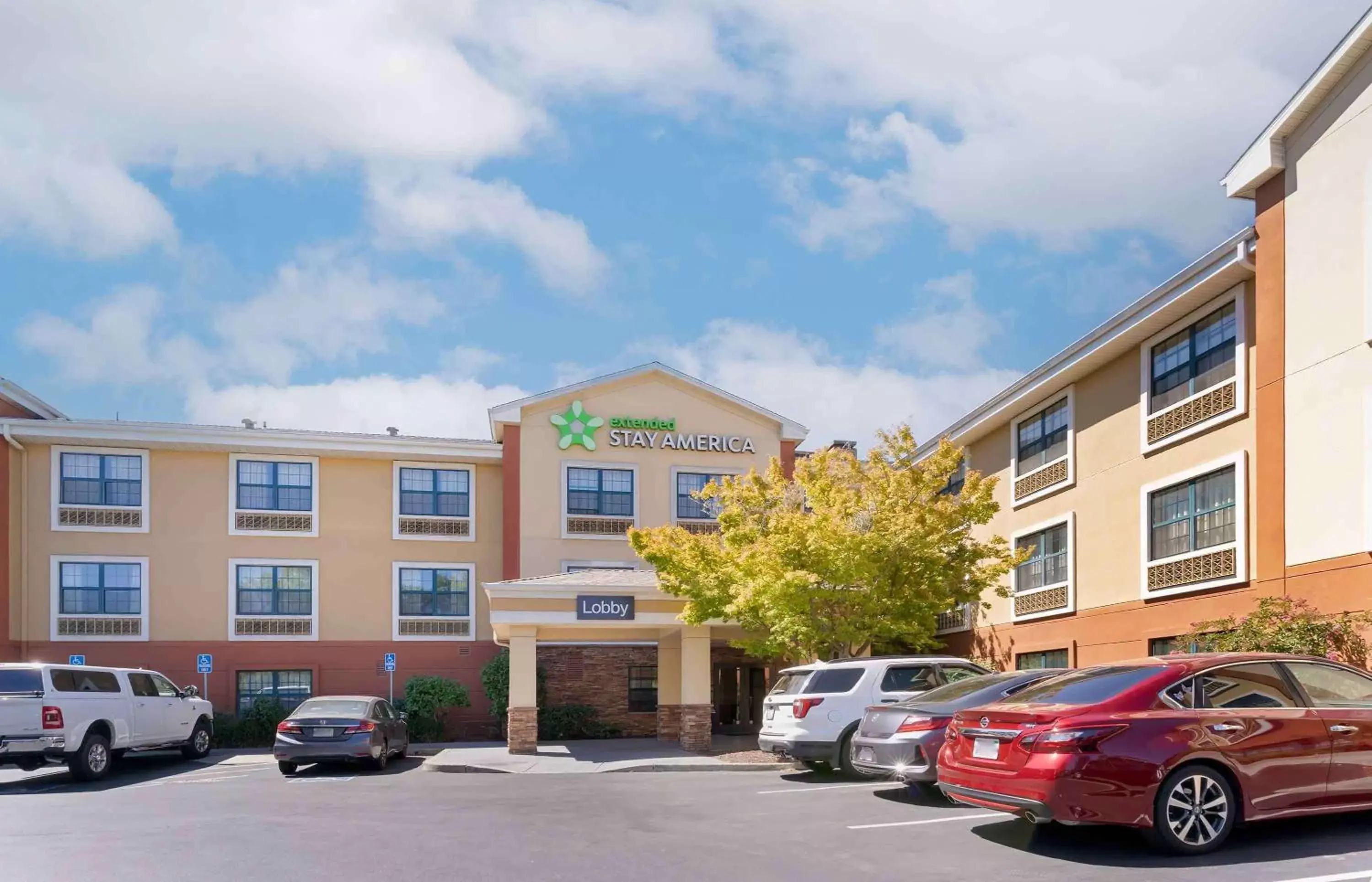 Property building in Extended Stay America Suites - Livermore - Airway Blvd Property building in Extended Stay America Suites - Livermore - Airway Blvd