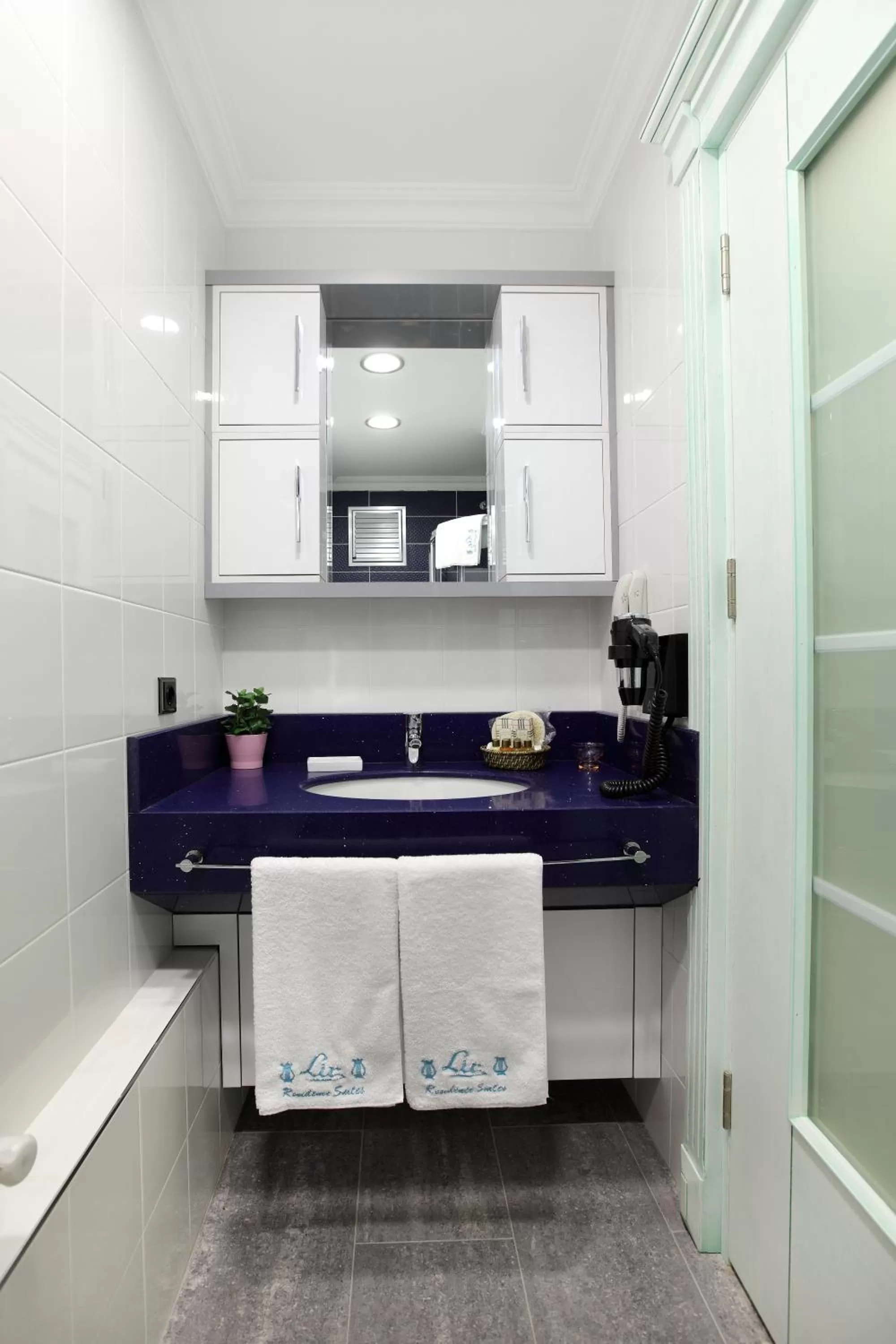 Bathroom in Lir Residence Suites LONG STAY