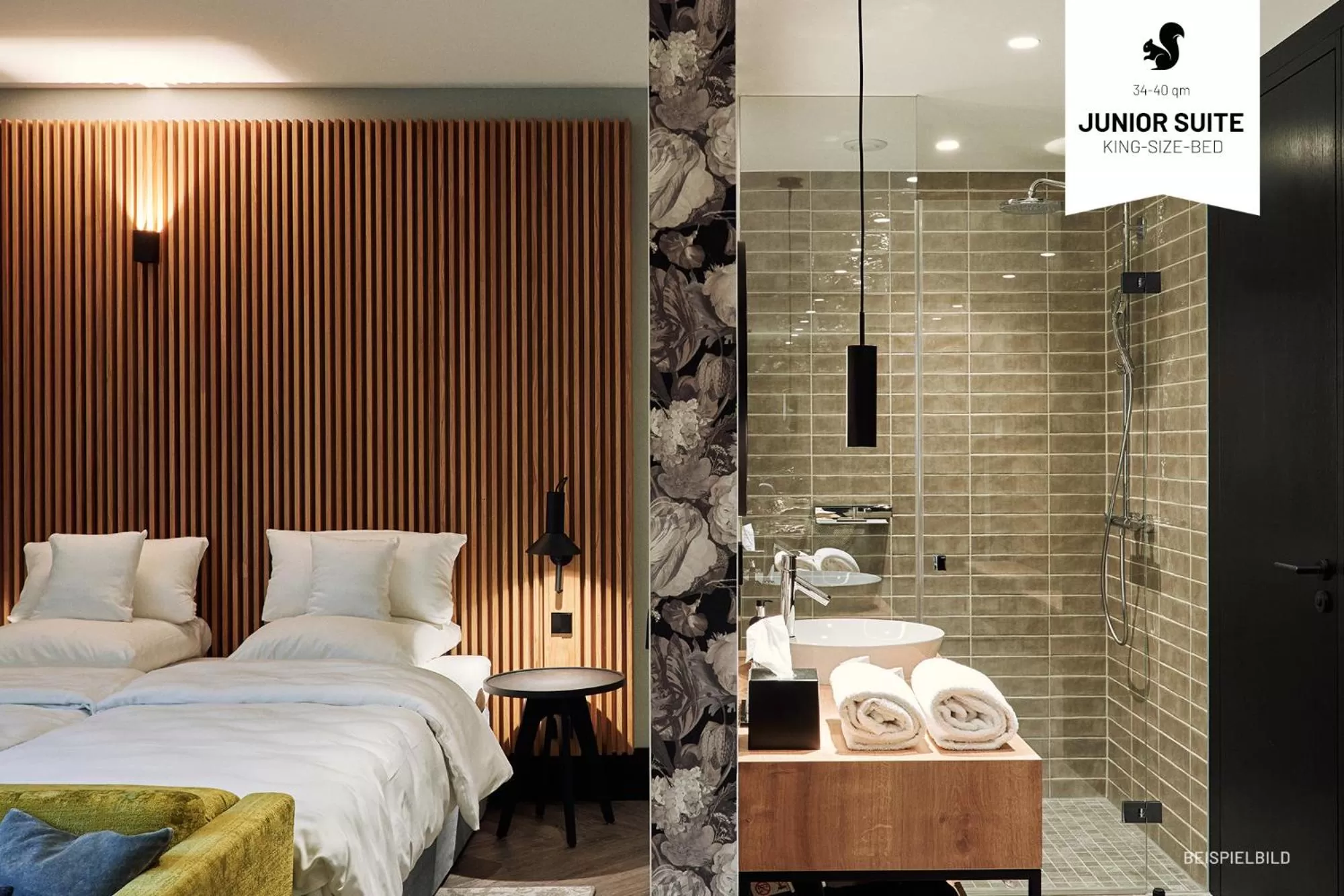 Photo of the whole room, Bed in WunnersWat Verl