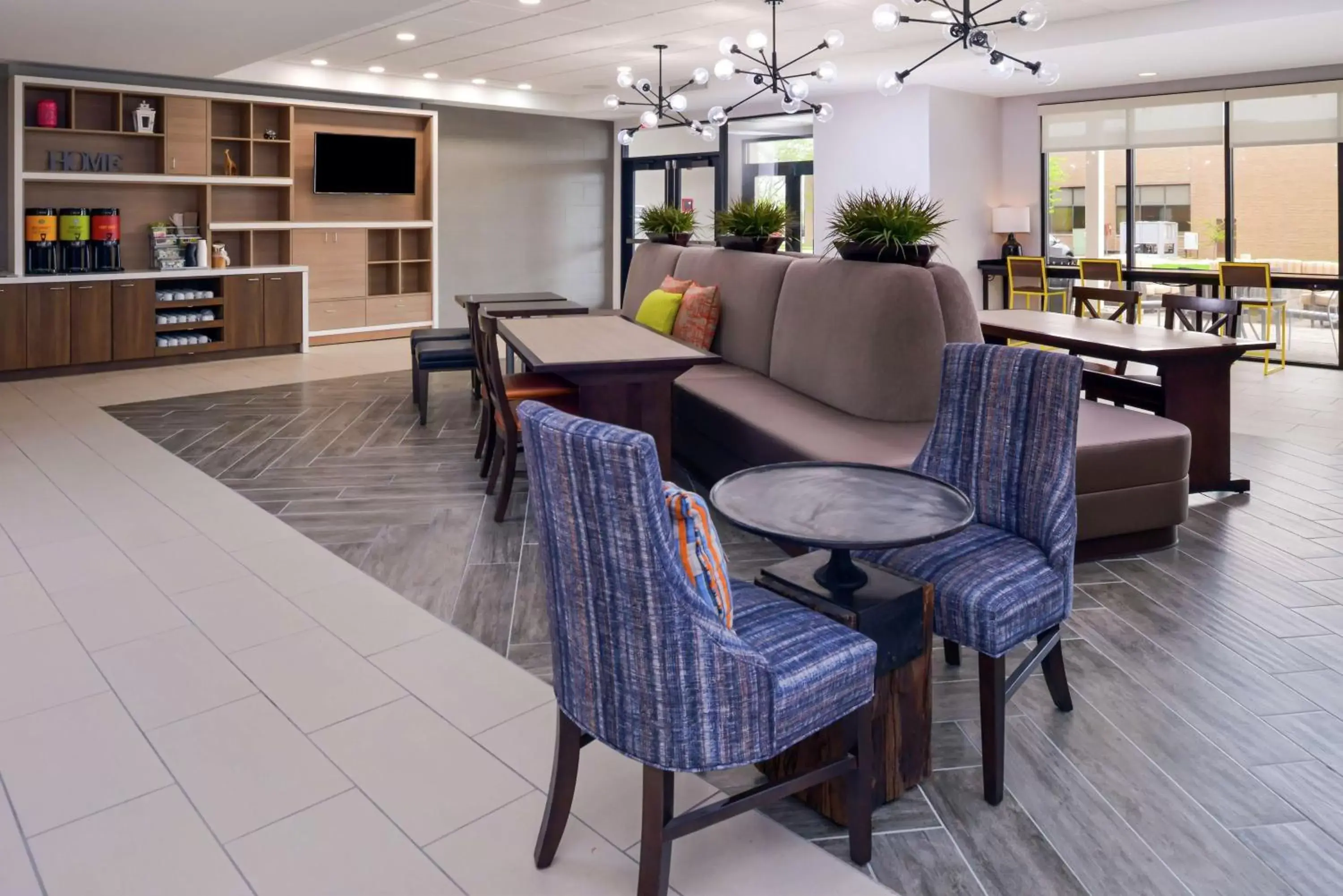Lobby or reception in Home2 Suites By Hilton Merrillville
