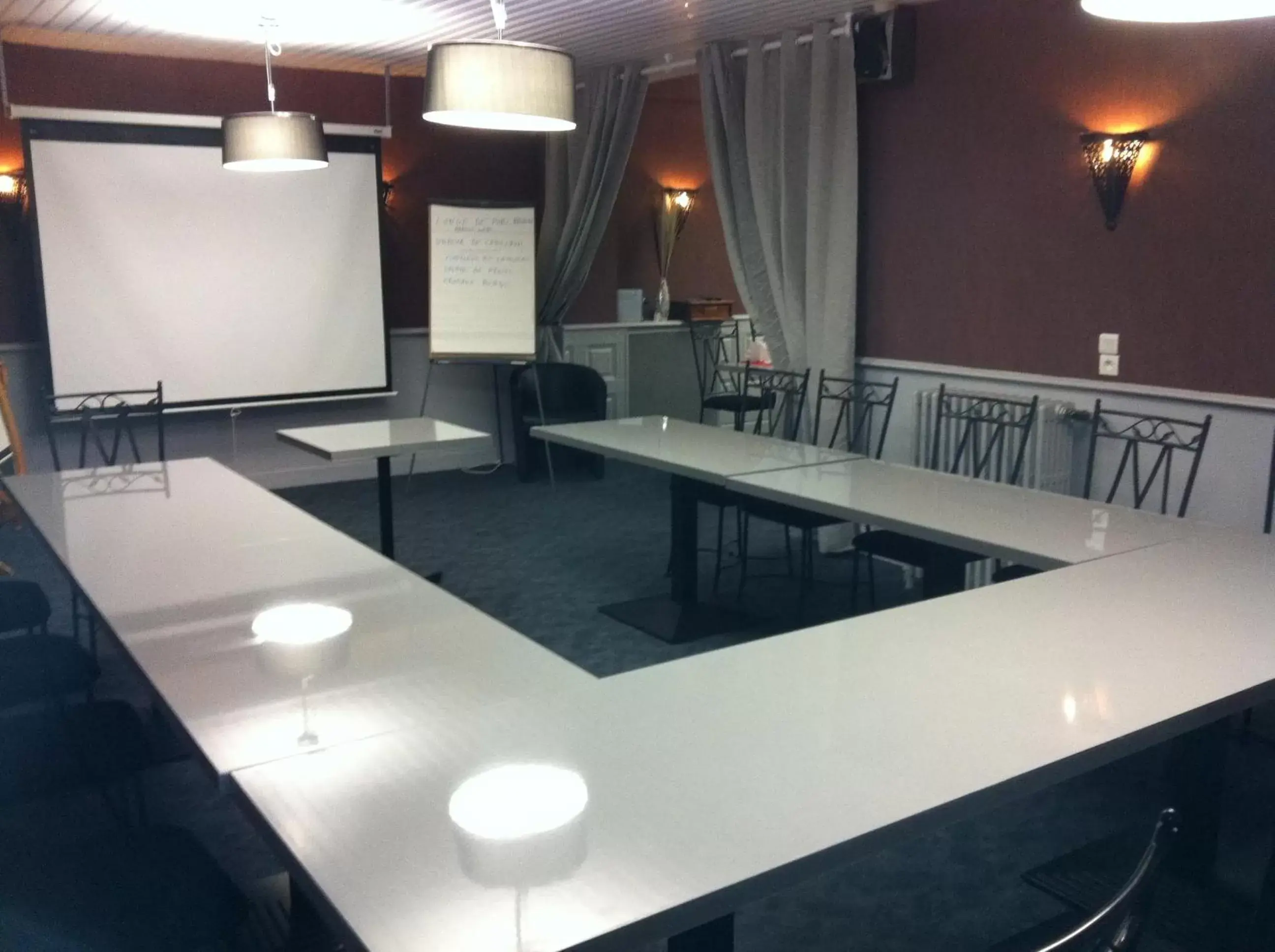 Business facilities in Le Beverl'inn