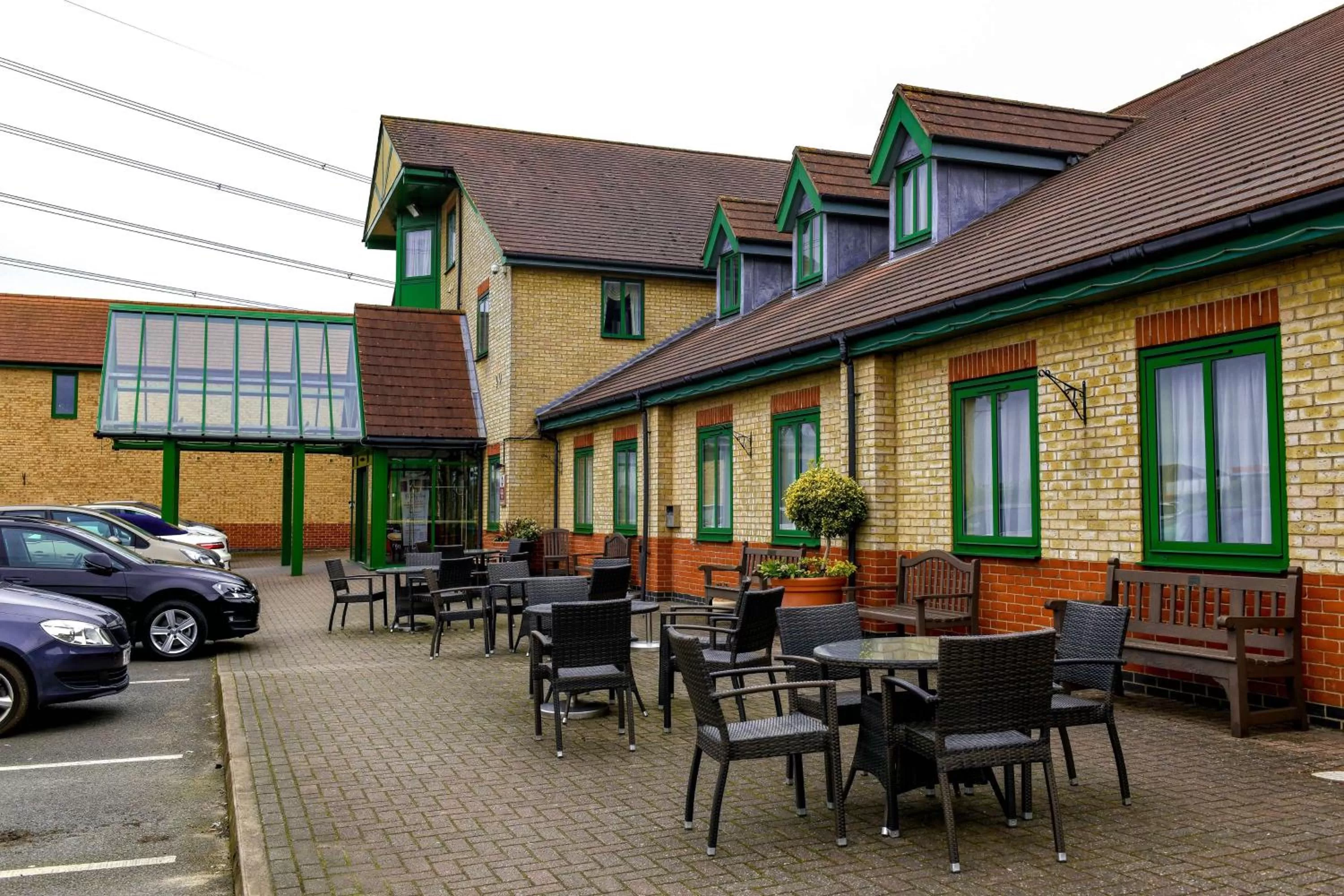 Property building in Best Western Plus Bentley Hotel