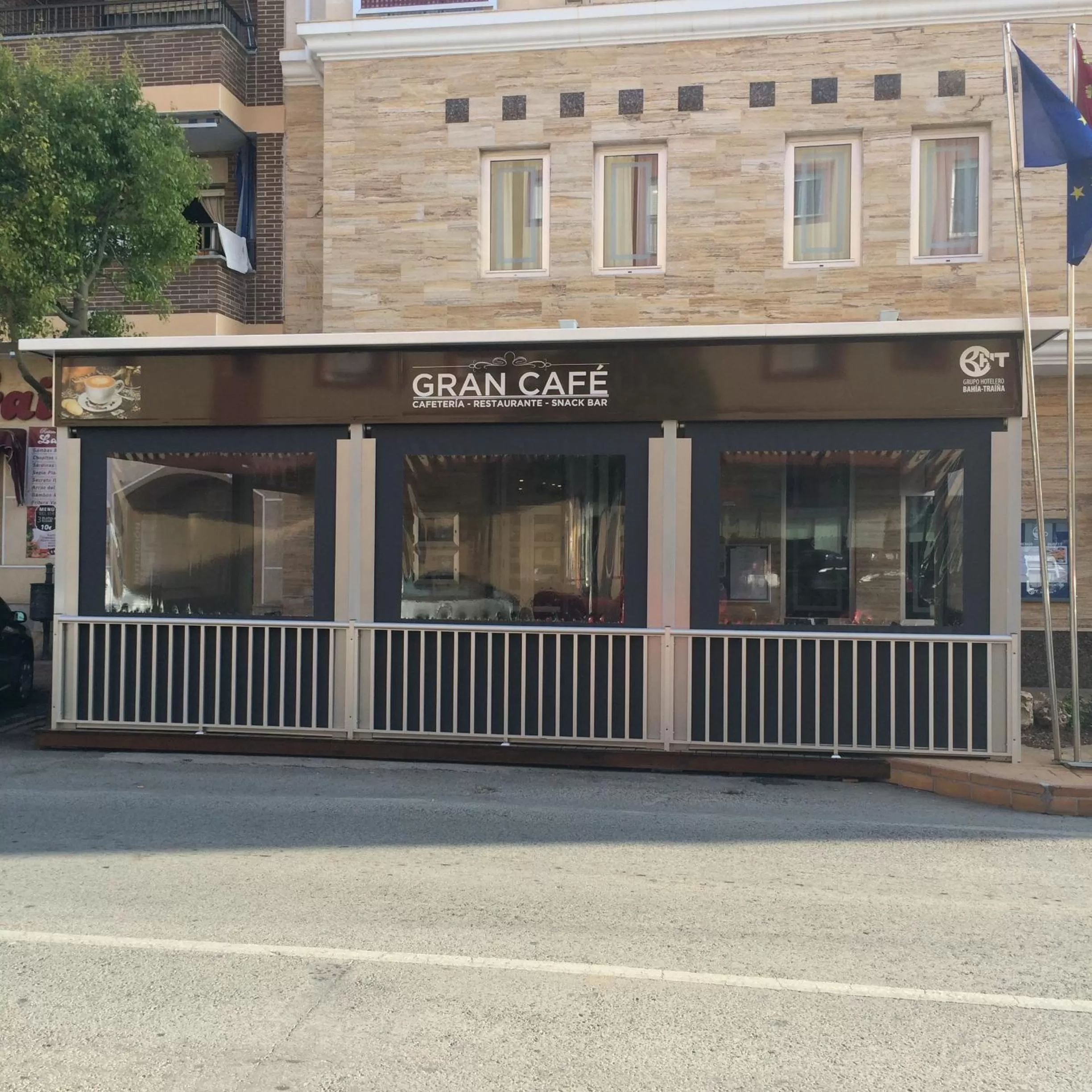 Lounge or bar in Hotel Traíña