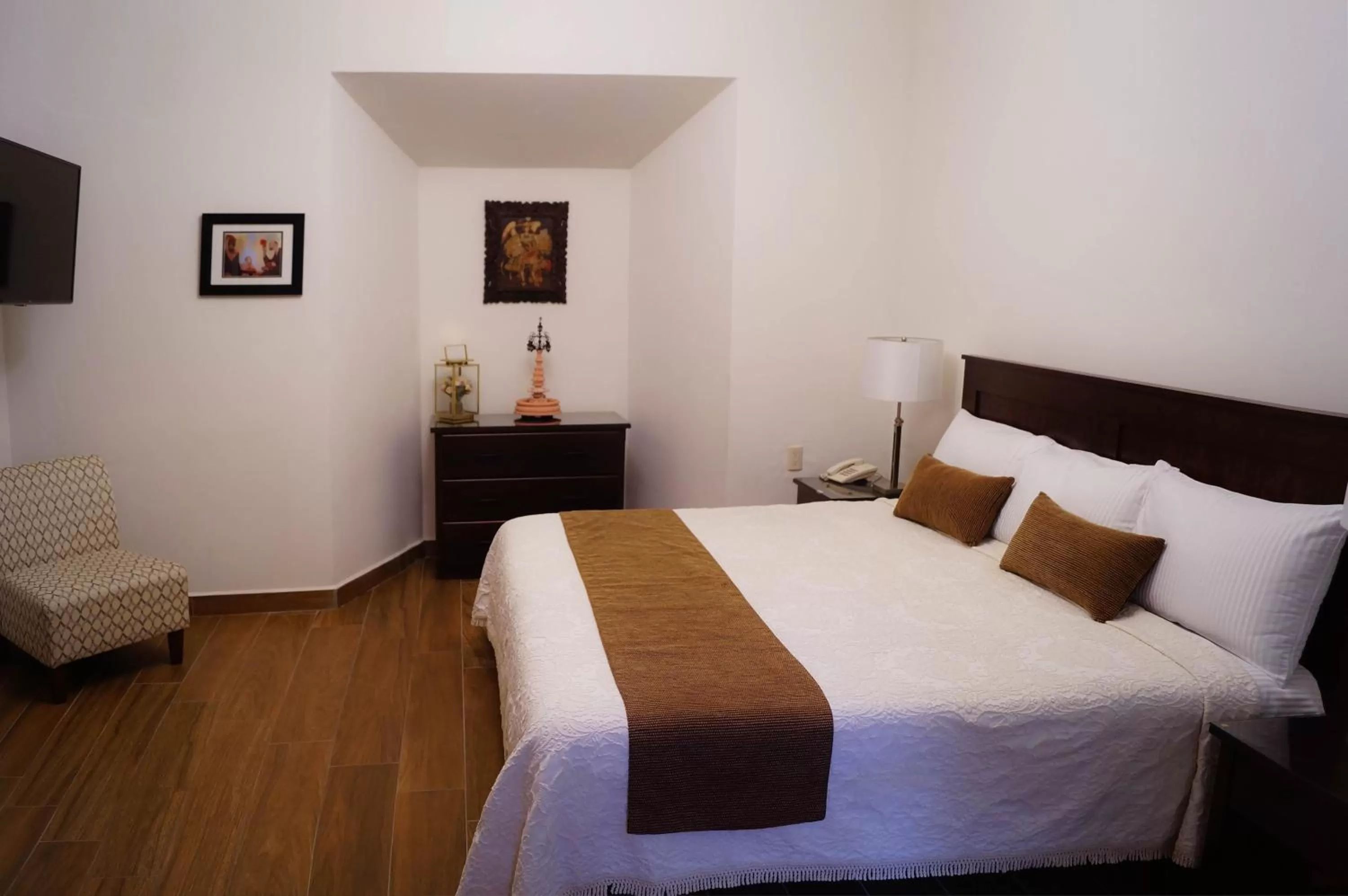 Bedroom, Bed in Hotel Casa Faroles Centro Histórico