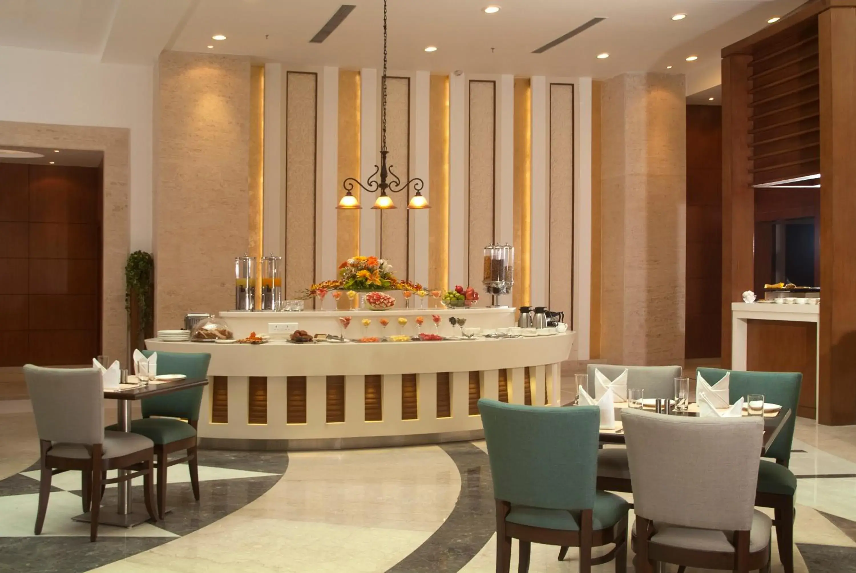 Restaurant/places to eat in Savoy Suites Greater Noida Restaurant/places to eat in Savoy Suites Greater Noida