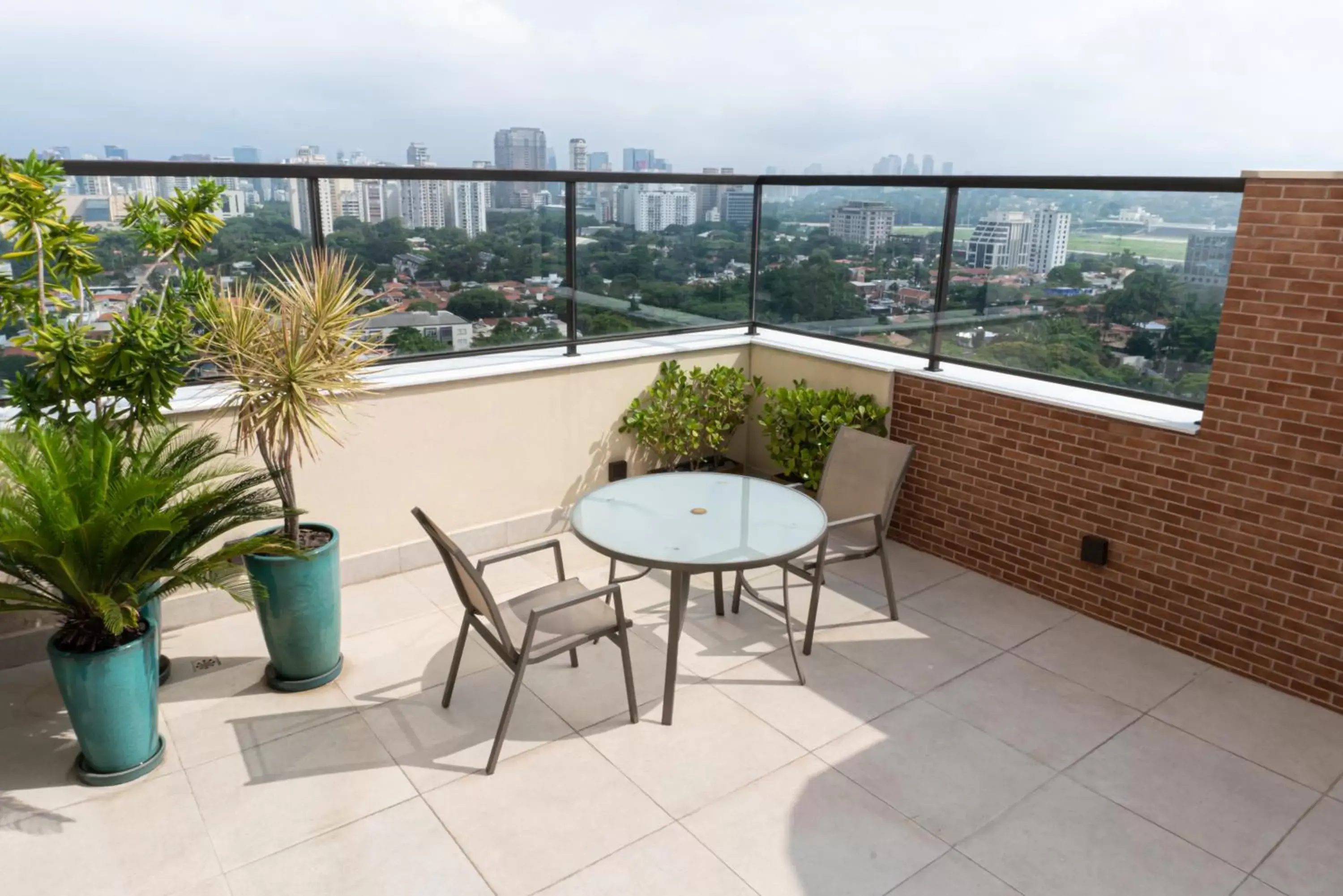 Balcony/Terrace in Quality Faria Lima