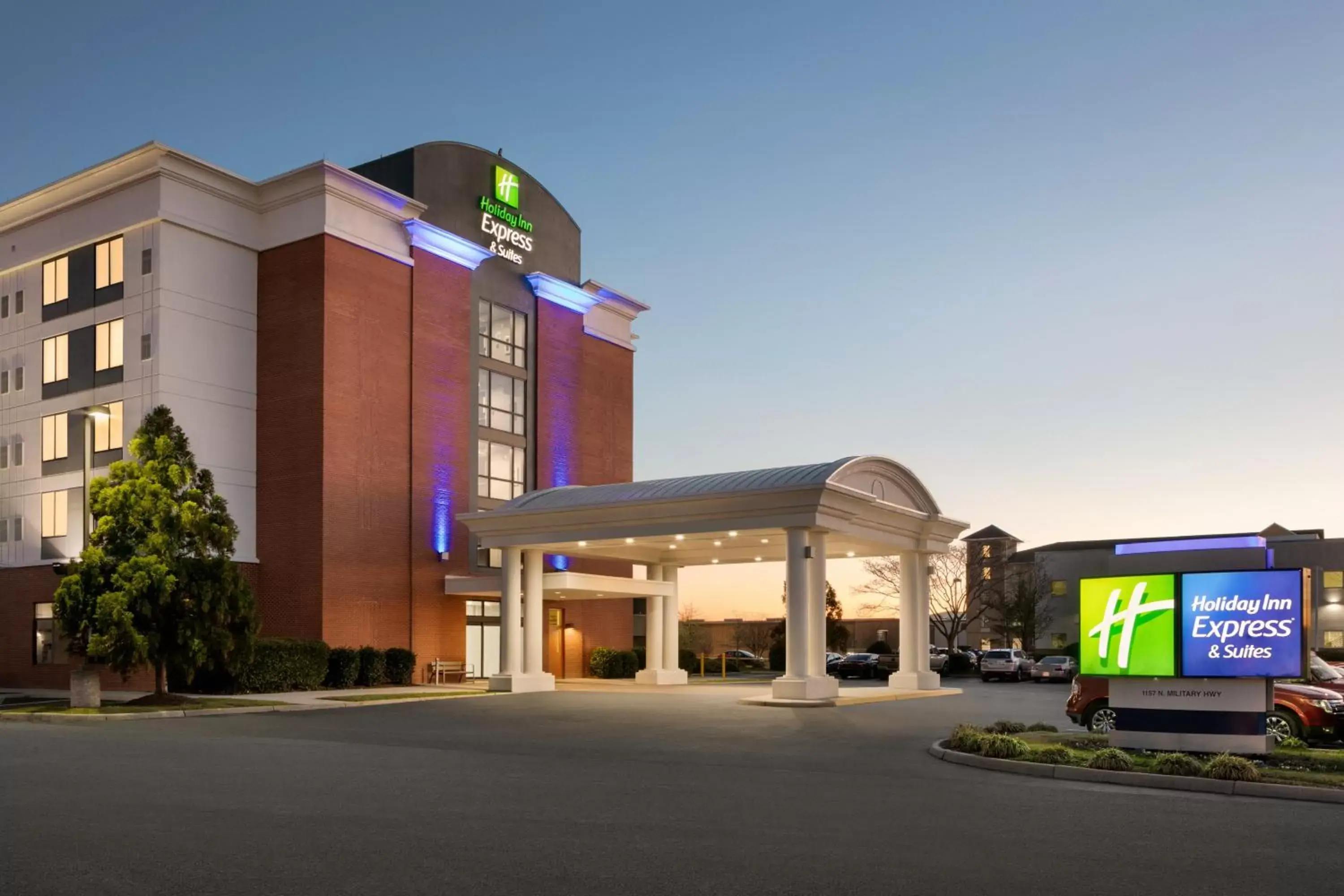 Property Building in Holiday Inn Express Hotel & Suites Norfolk Airport, an IHG Hotel