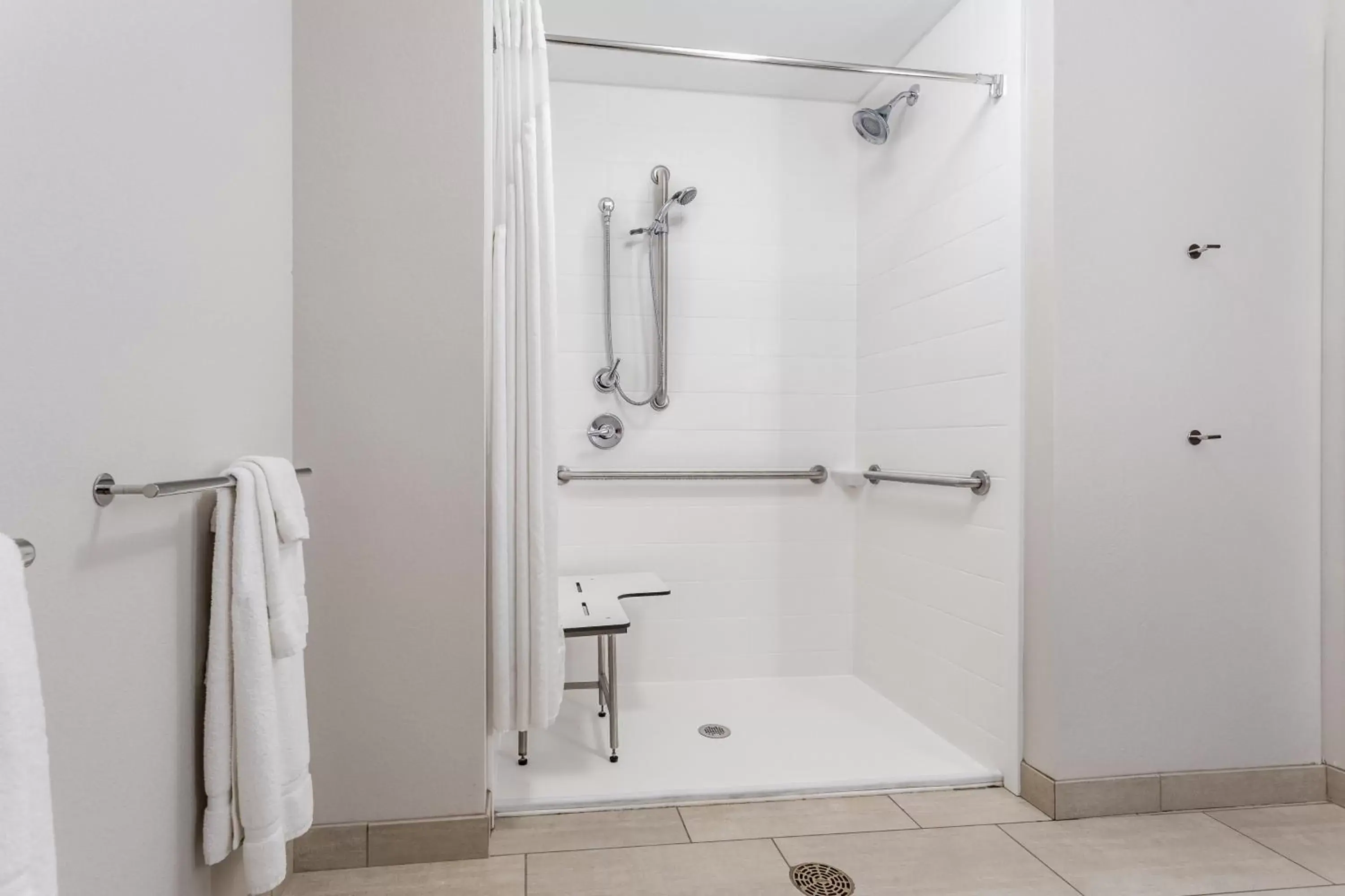 Bathroom in Holiday Inn Express & Suites Hammond, an IHG Hotel