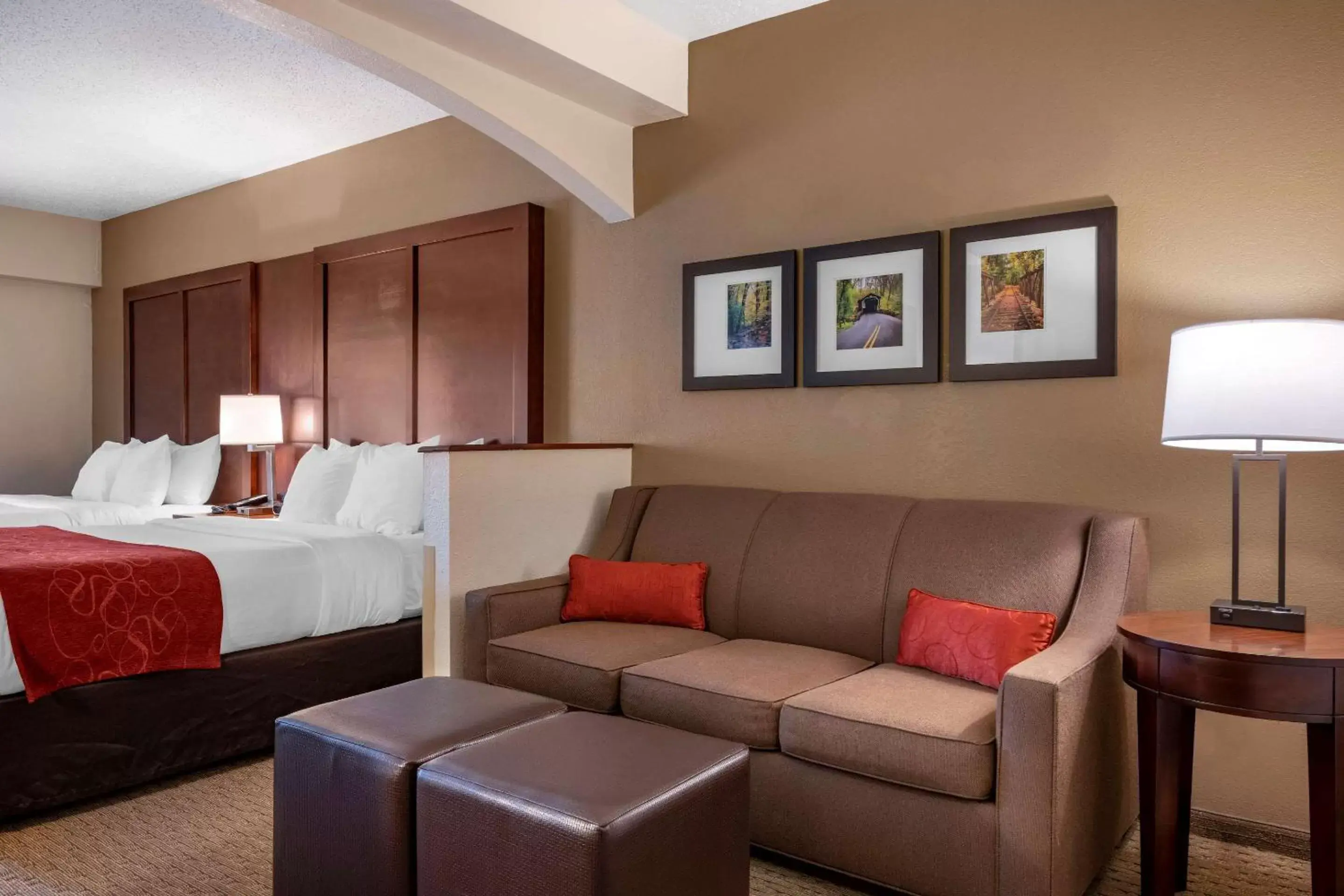 Bedroom in Comfort Suites near Penn State - State College