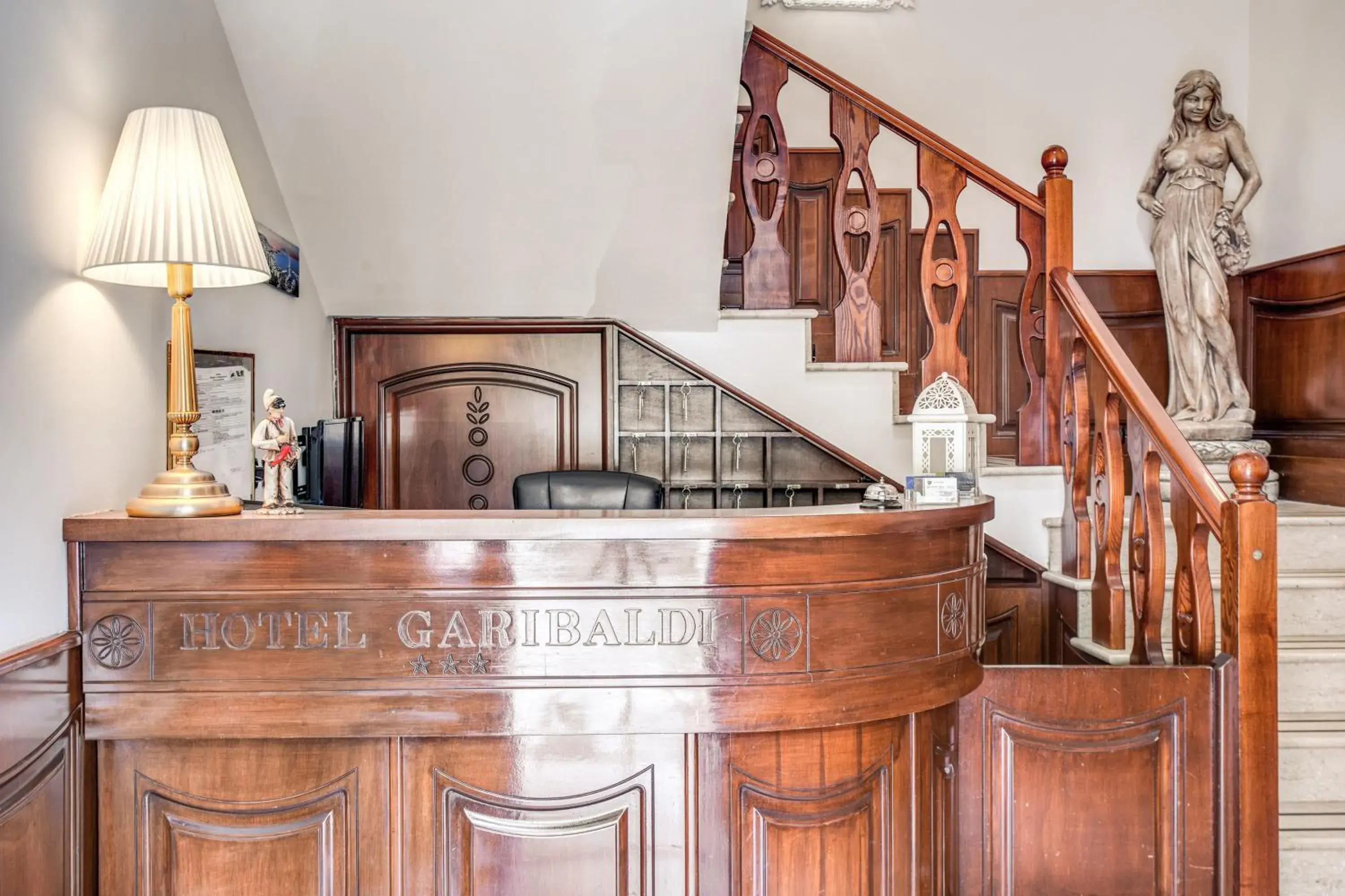 Lobby or reception in Hotel Garibaldi Lobby or reception in Hotel Garibaldi