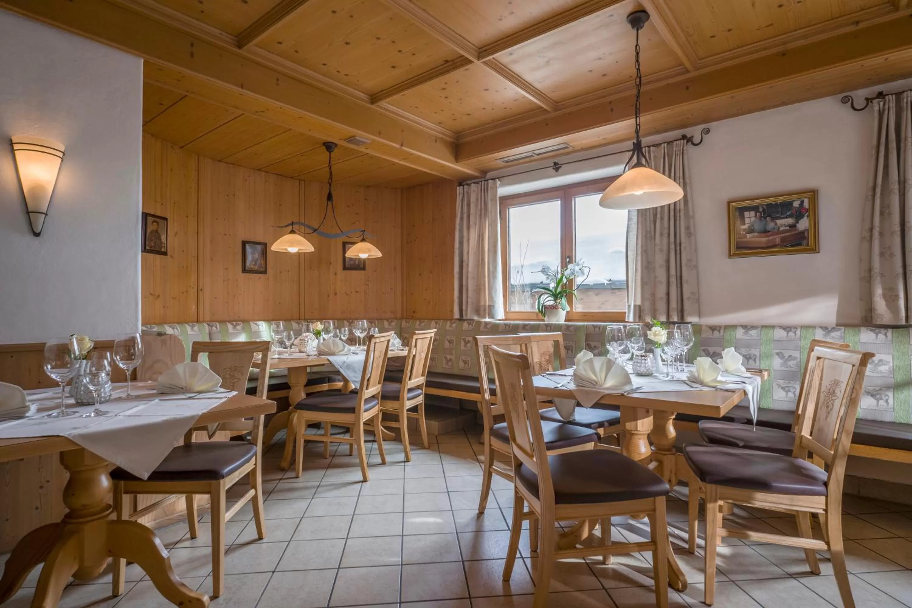 Restaurant/places to eat in Loipenstubn