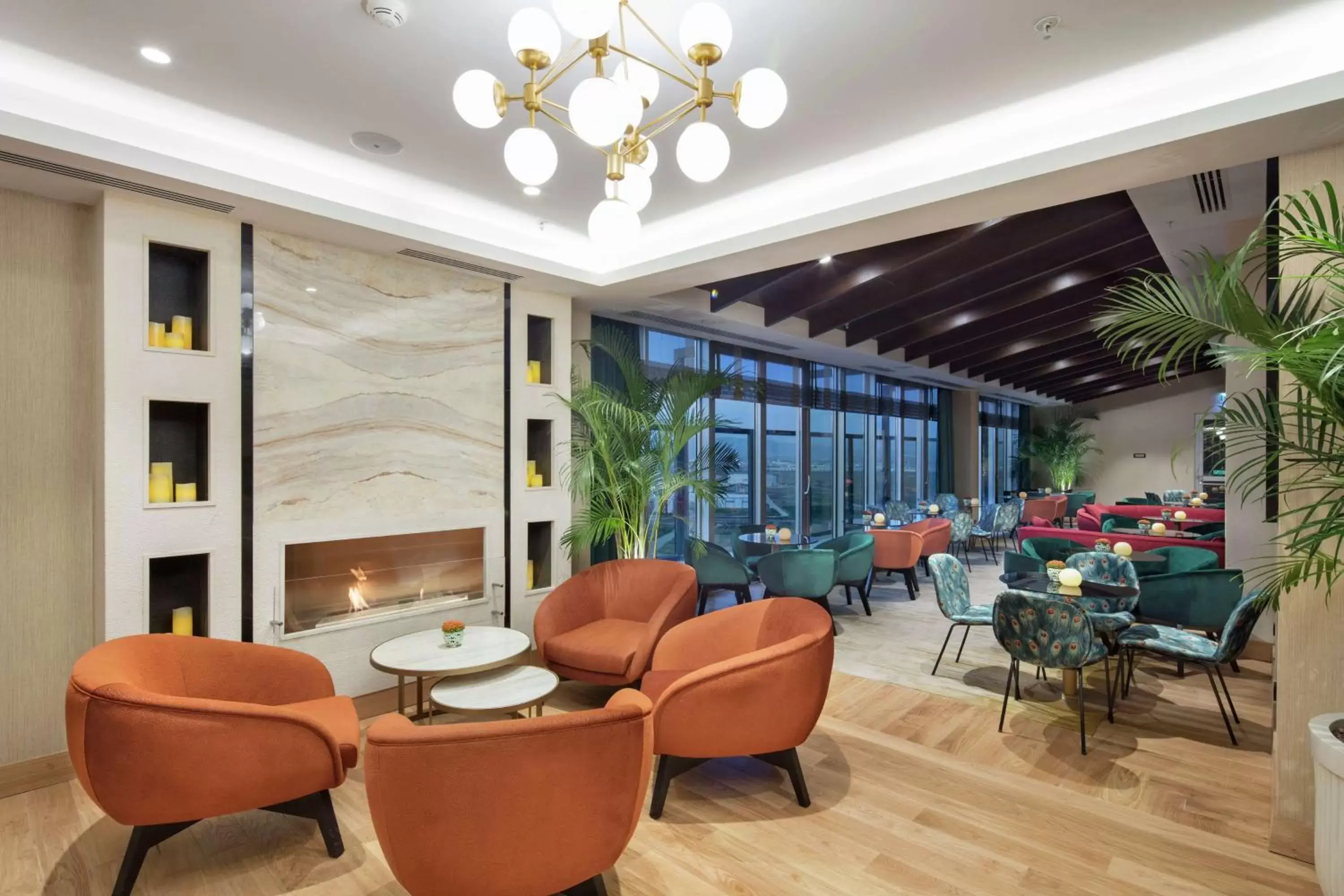 Lounge or bar in Doubletree By Hilton Afyonkarahisar Lounge or bar in Doubletree By Hilton Afyonkarahisar