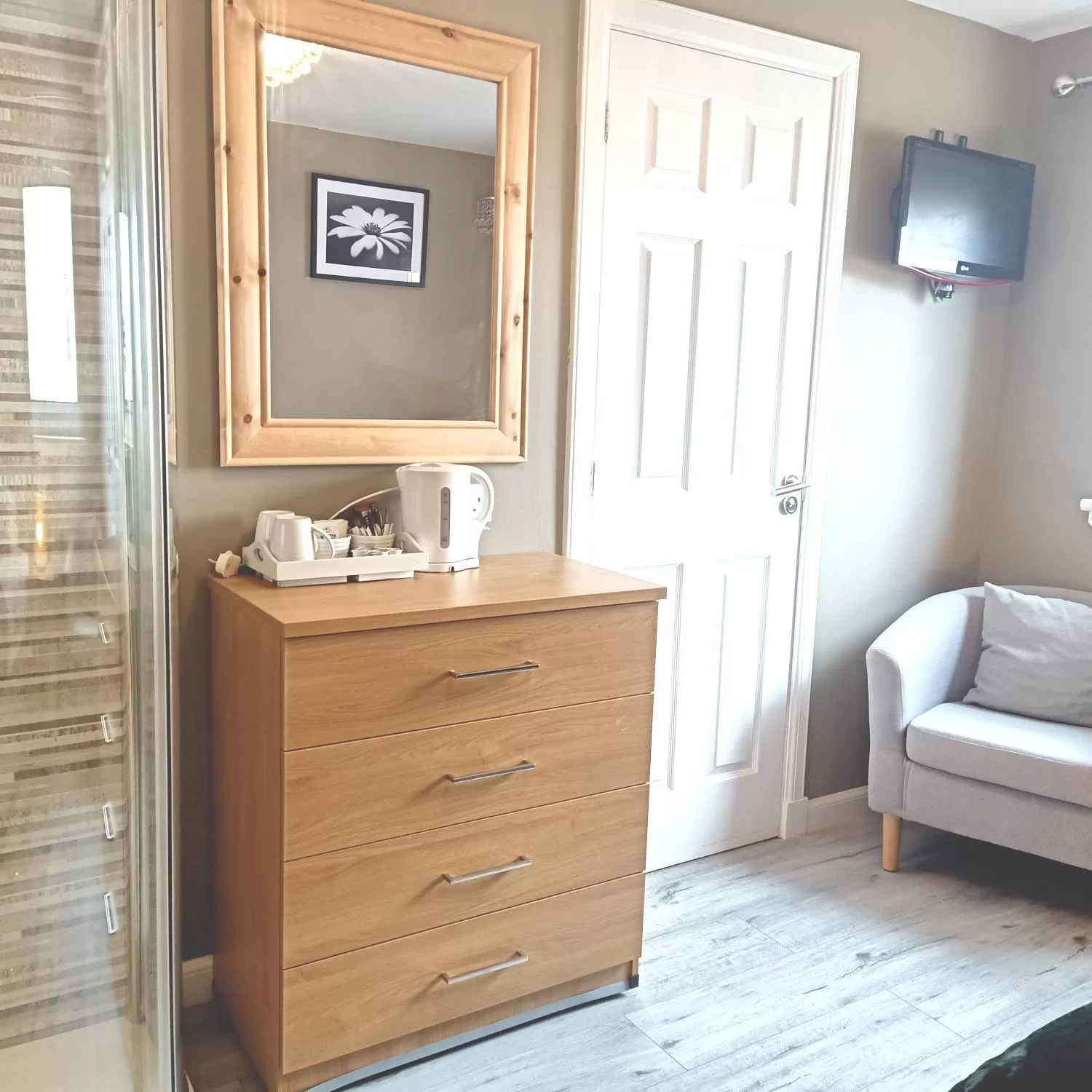 Bed in The Milton Accommodation