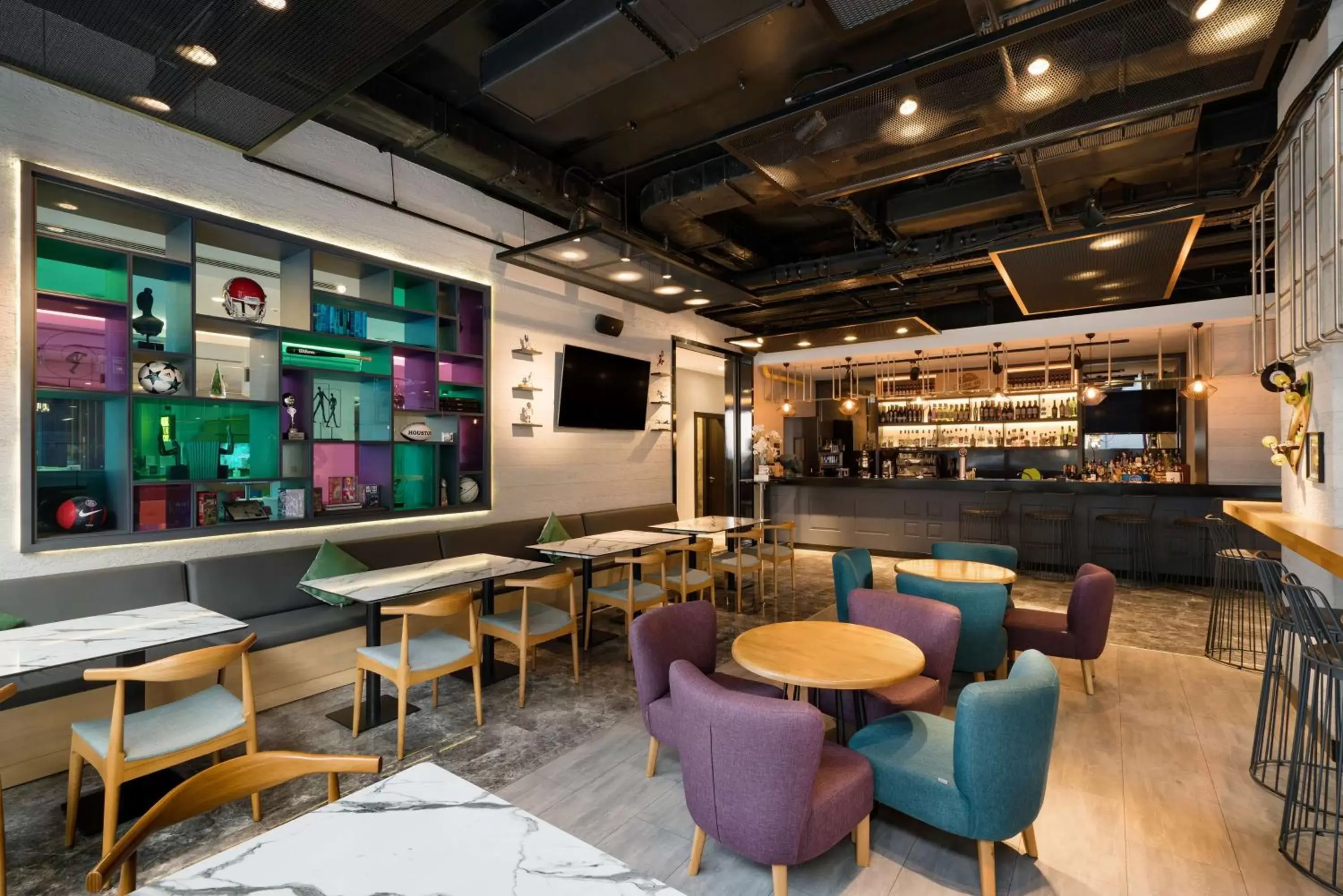 Lounge/Bar in Park Inn by Radisson Izmir