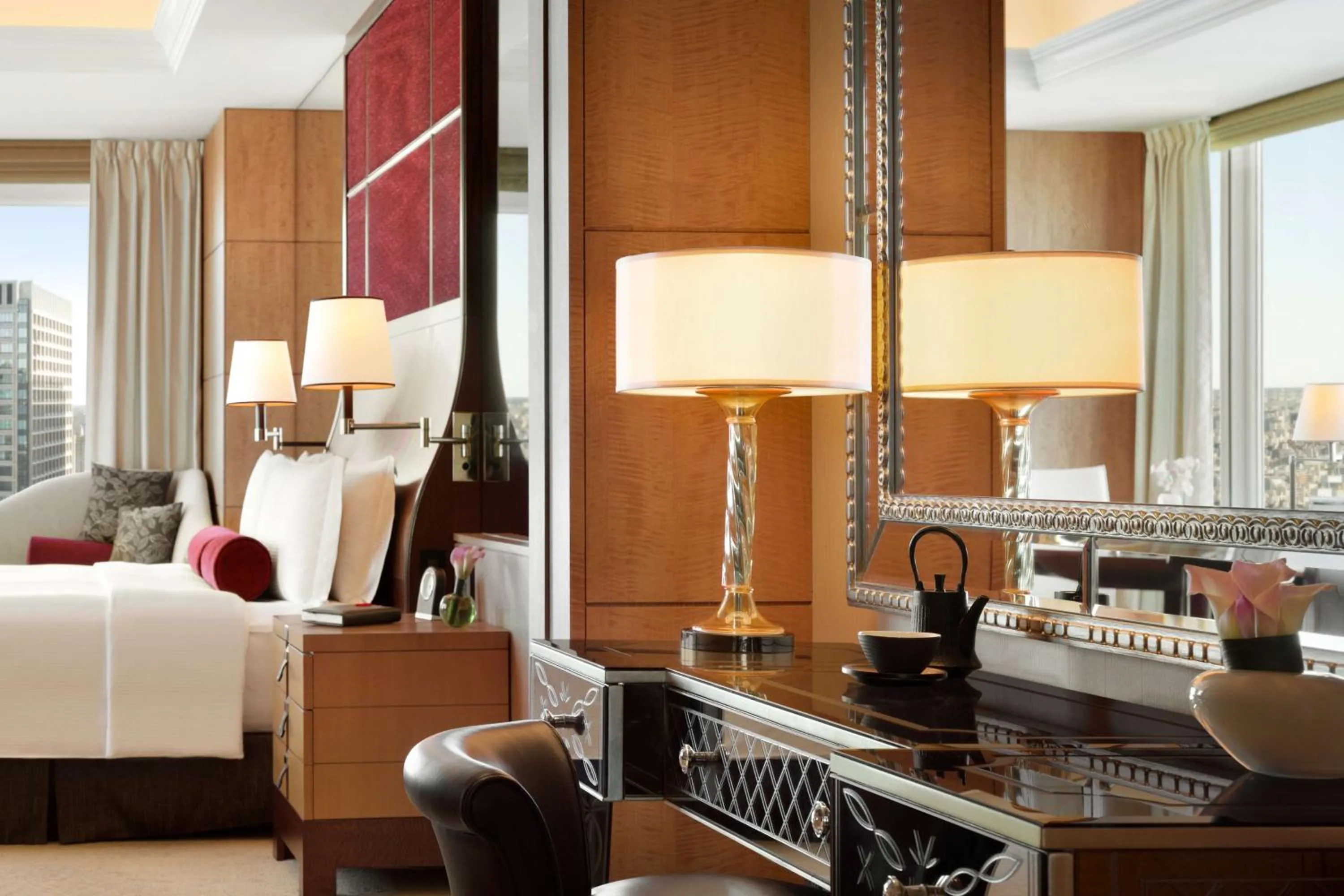 Photo of the whole room in Shangri-La Tokyo