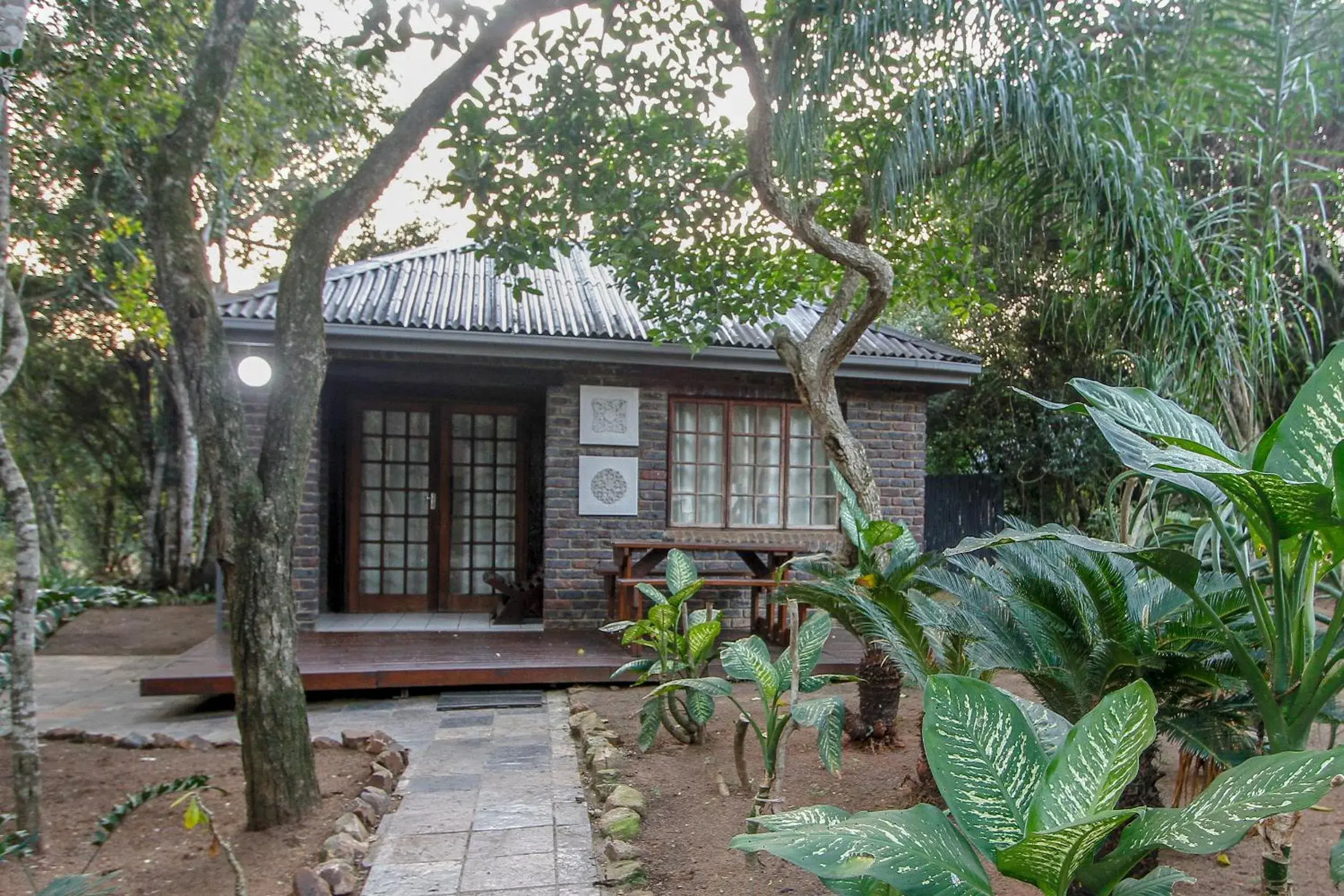 One-Bedroom Chalet - single occupancy in Ezulwini Game Lodge One-Bedroom Chalet - single occupancy in Ezulwini Game Lodge