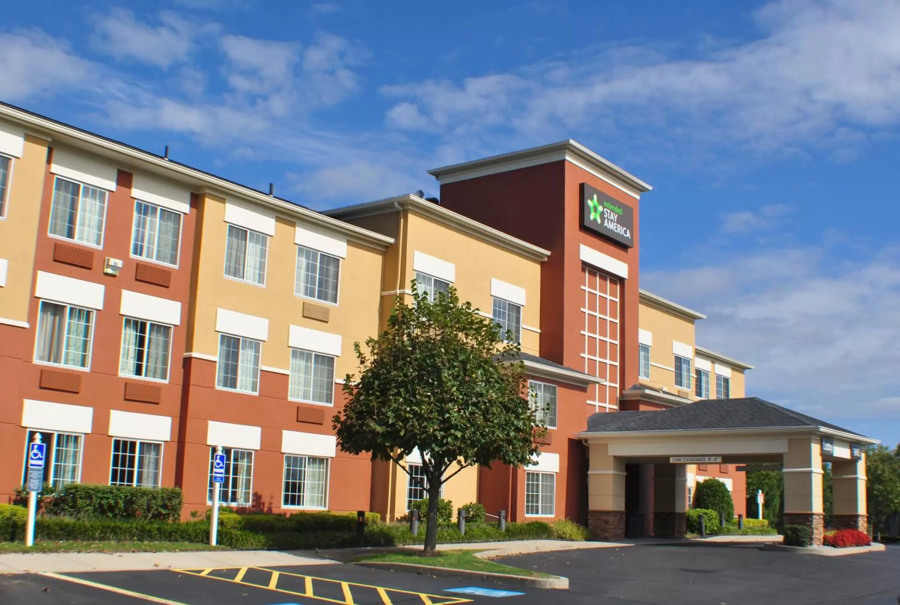 Property Building in Extended Stay America Suites - Shelton - Fairfield County