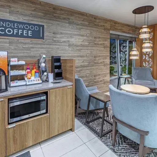 Coffee/tea facilities in Candlewood Suites - Muskogee, an IHG Hotel