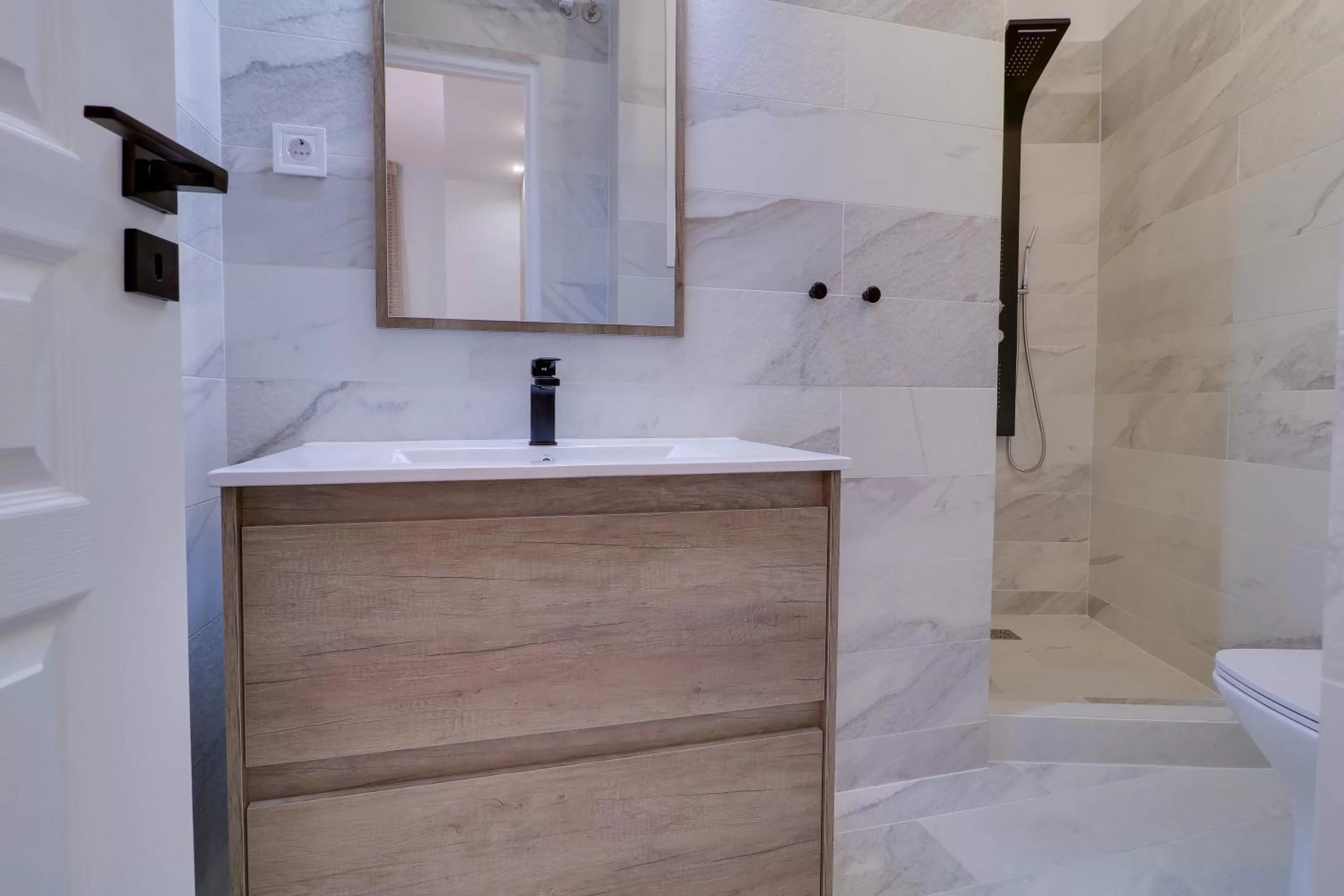 Bathroom in AthINN Residence