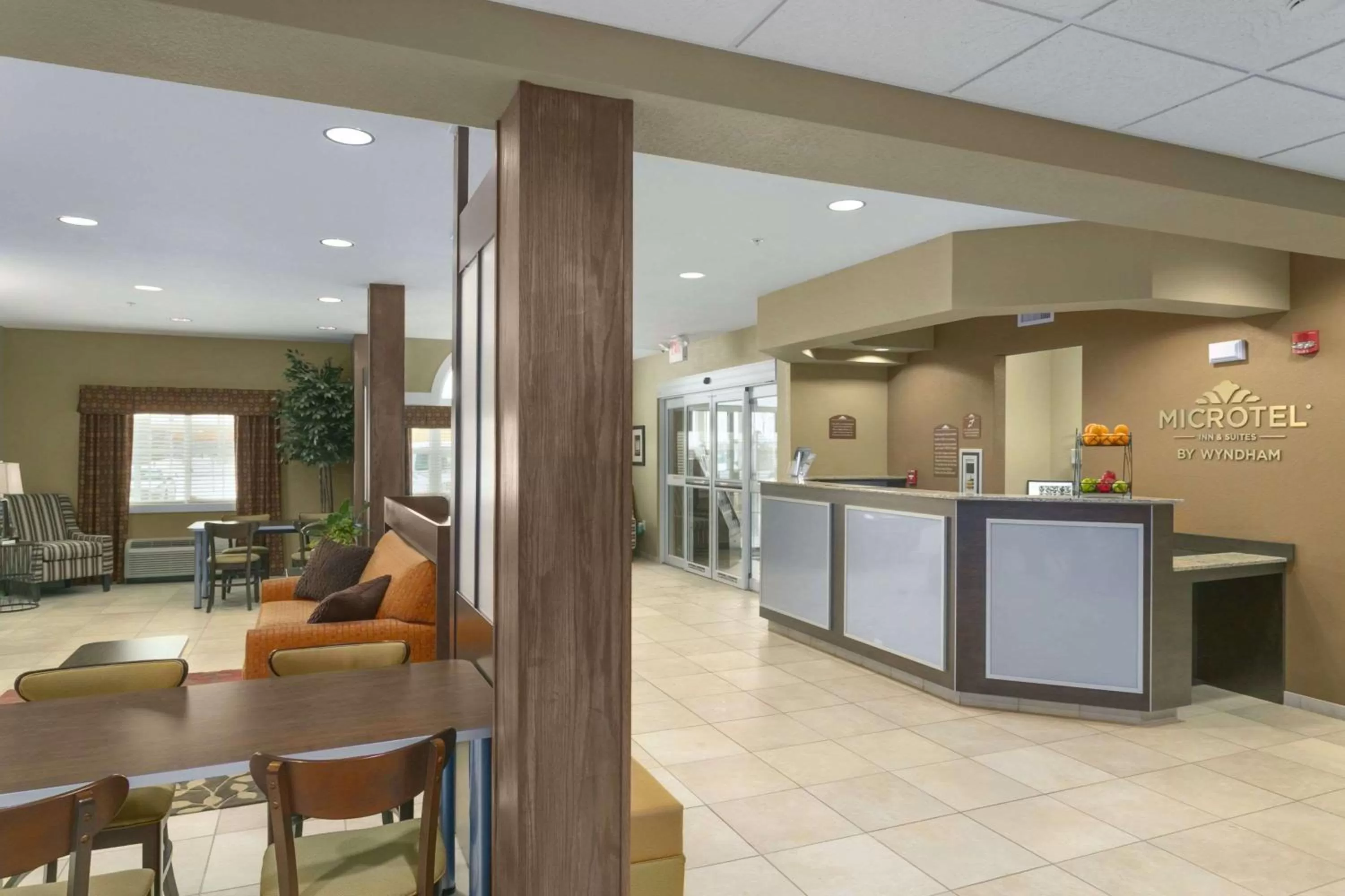 Lobby or reception in Microtel Inn & Suites by Wyndham Minot