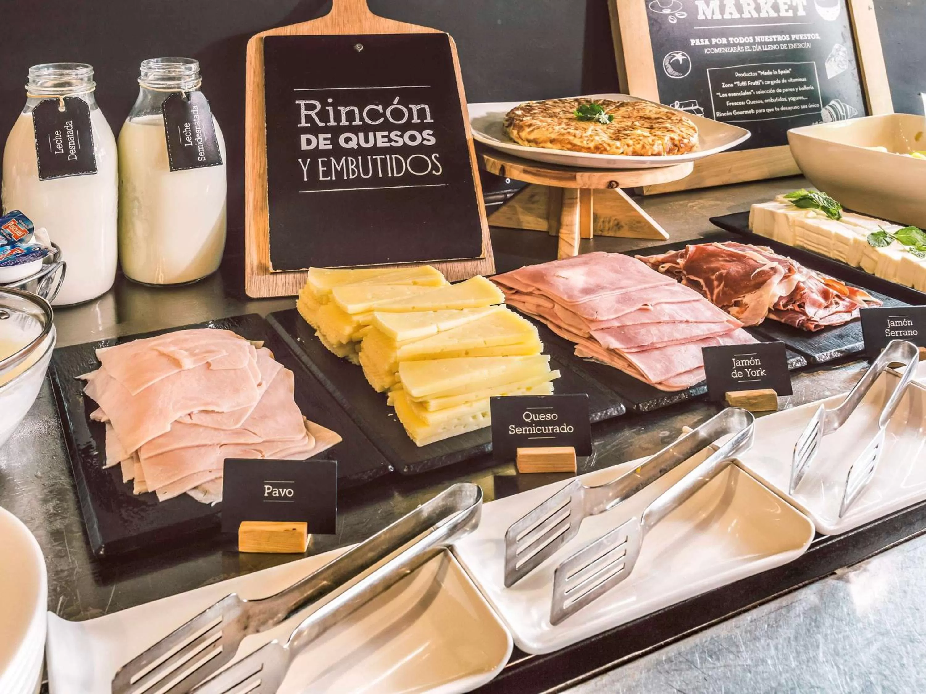 Restaurant/places to eat in Ibis Valencia Bonaire Aeropuerto