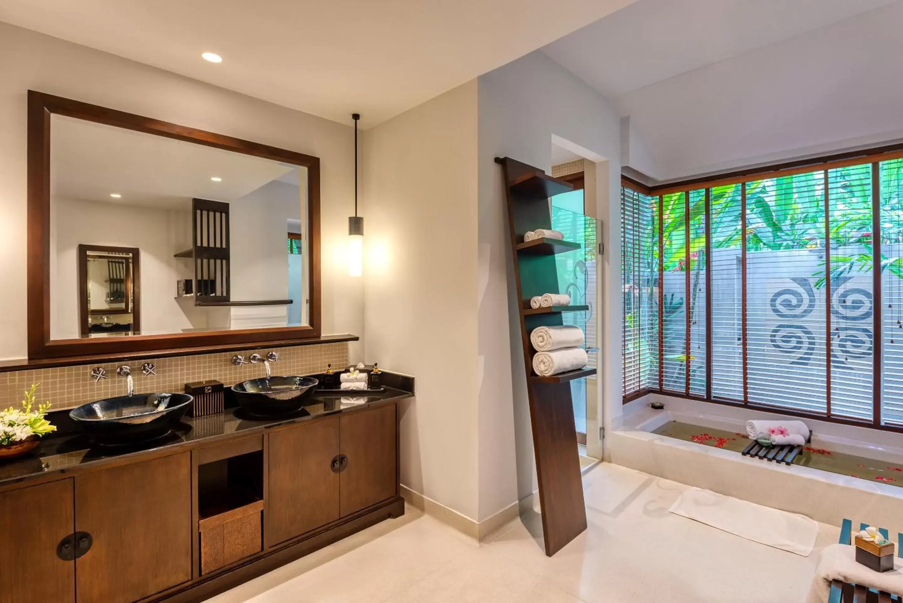 Bathroom, Kitchen/Kitchenette in Mövenpick Asara Resort & Spa Hua Hin