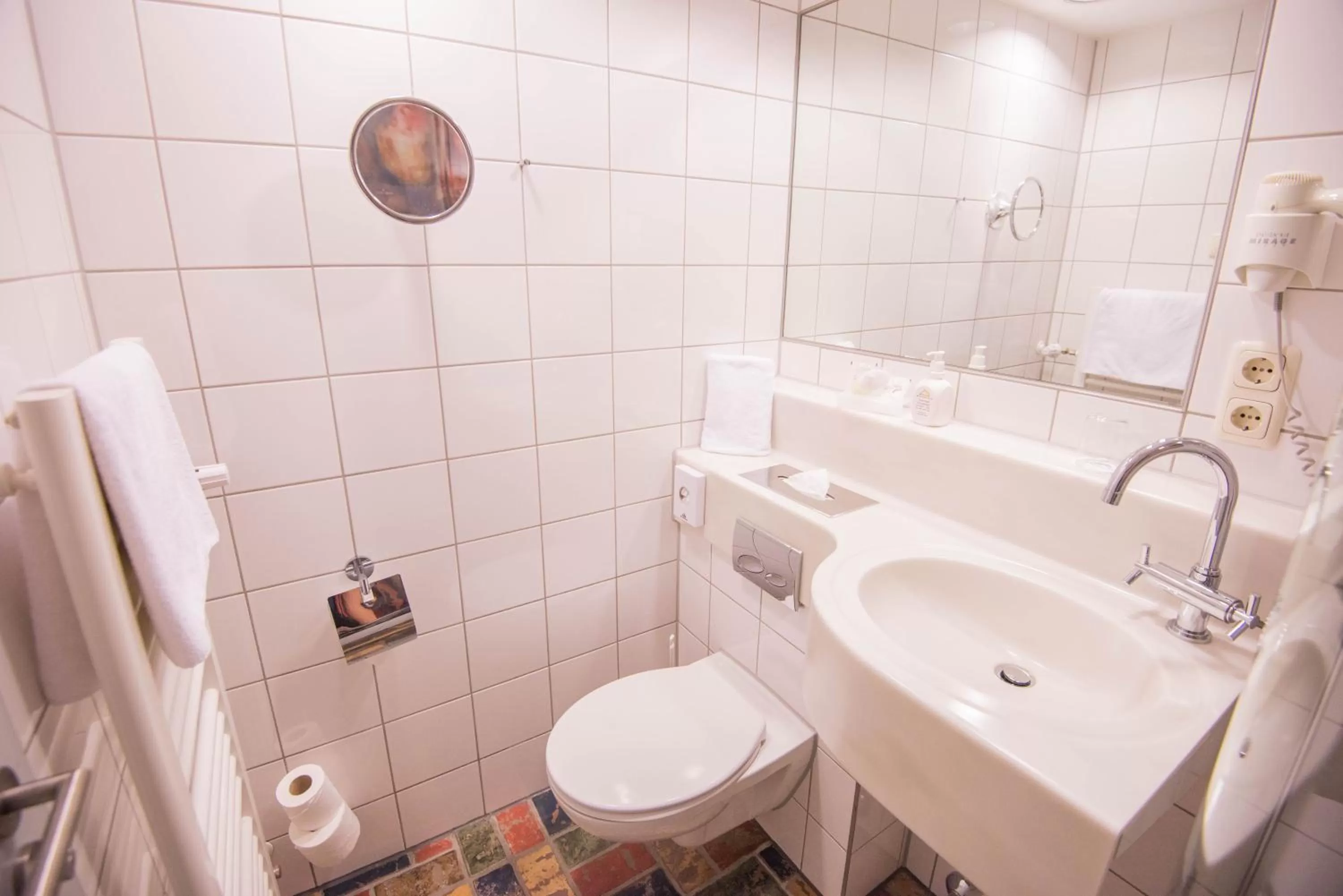 Photo of the whole room in Ringhotel Alpenhof - Patchworkhotel