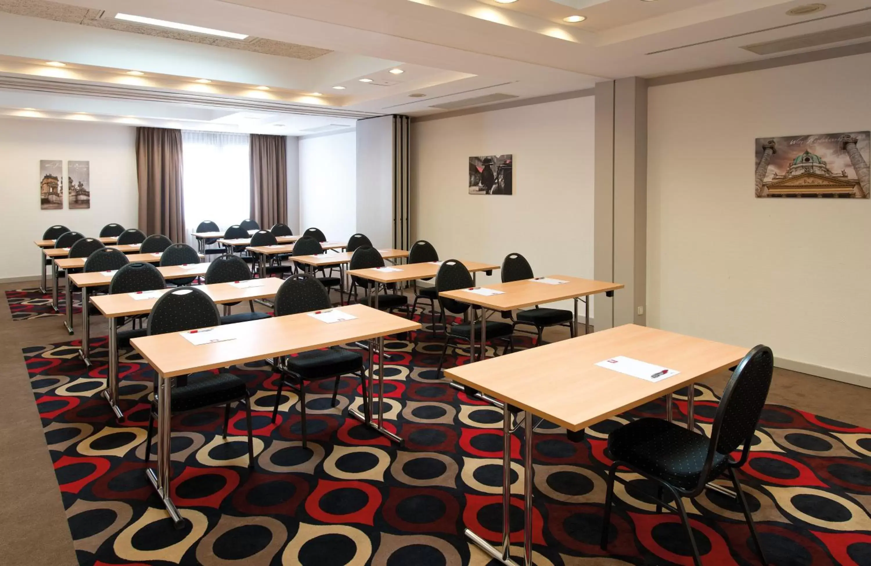 Meeting/conference room in Leonardo Hotel Vienna