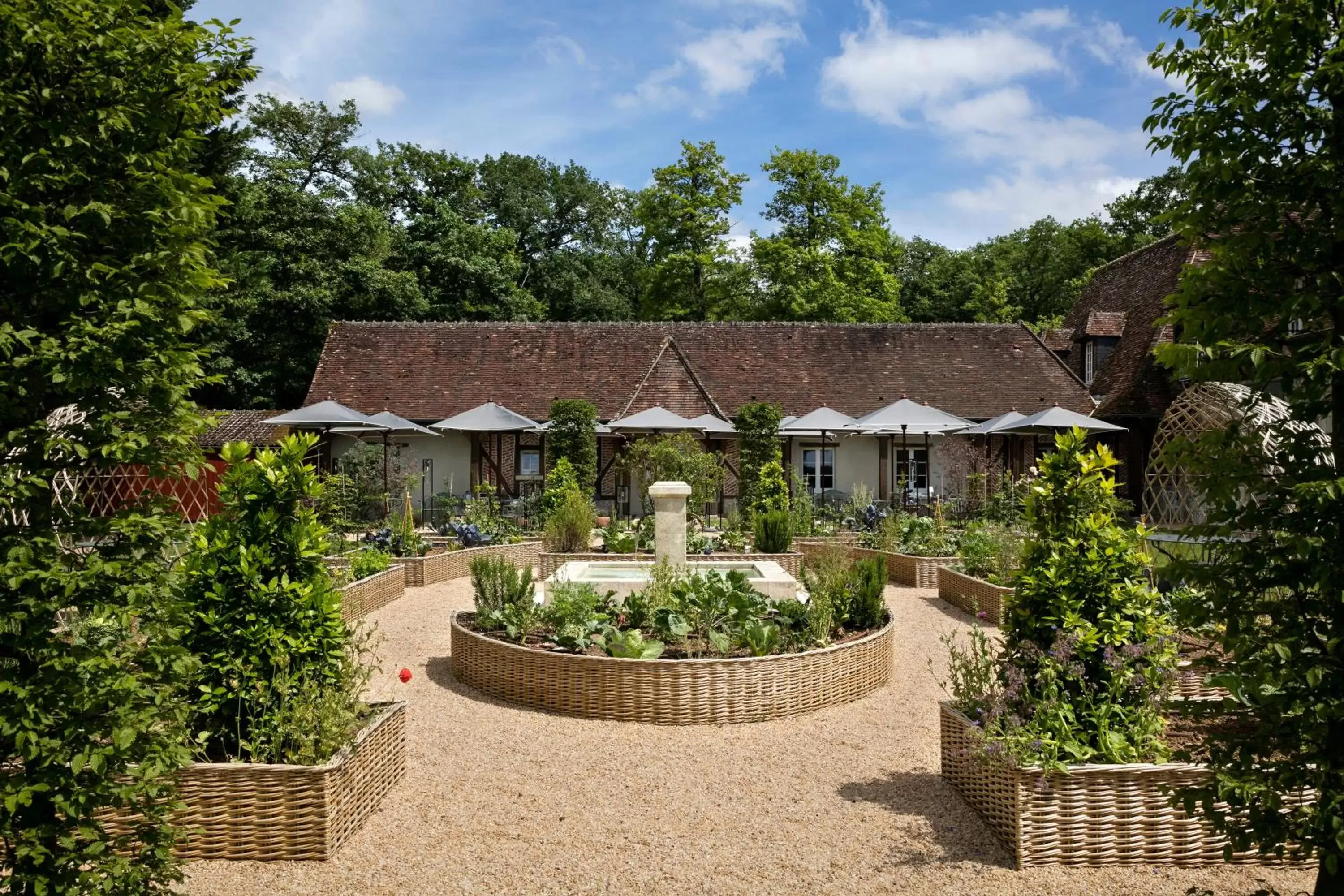 Garden, Property Building in Domaine des Hauts de Loire