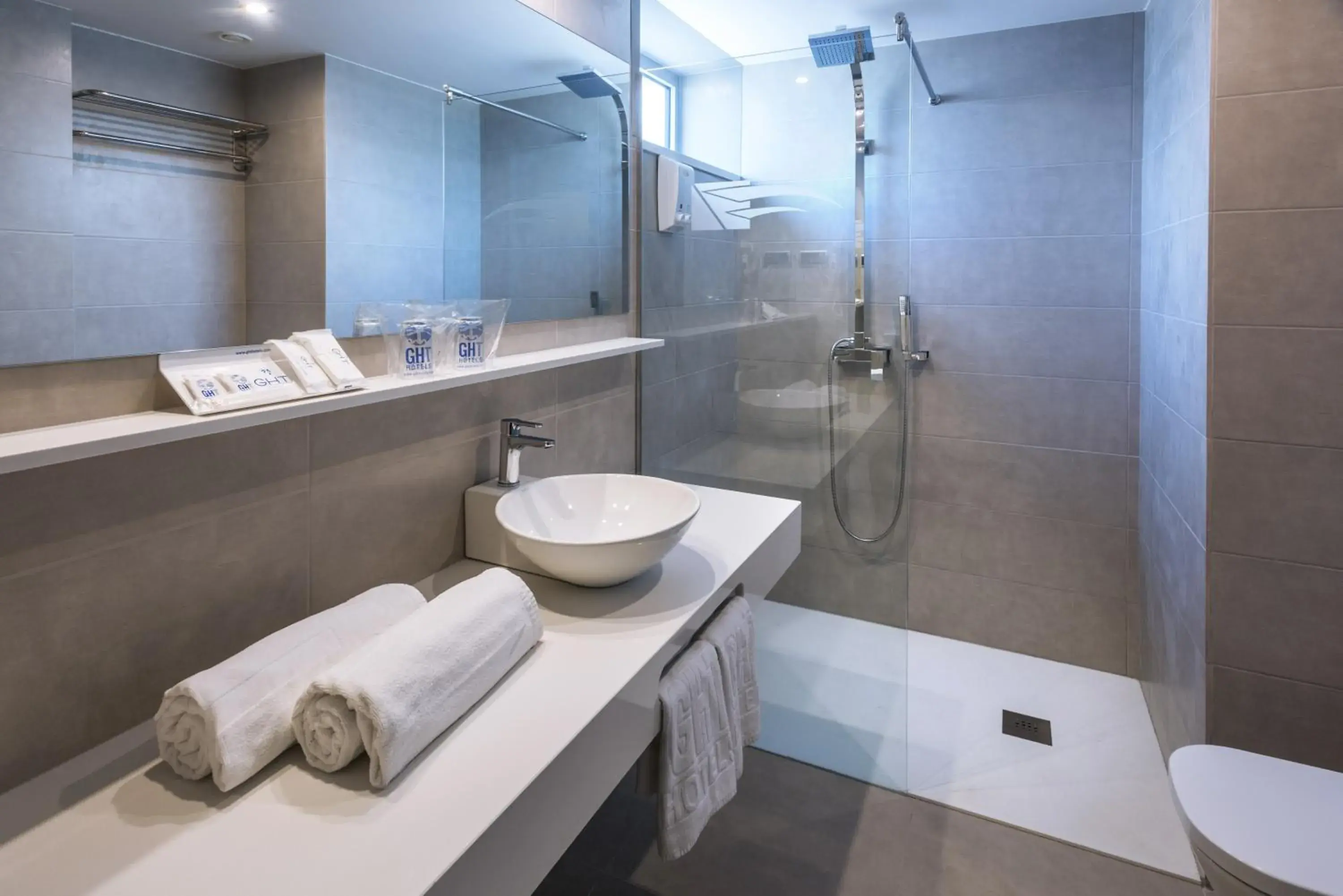 Shower, Bathroom in GHT S'Agaro Mar Hotel