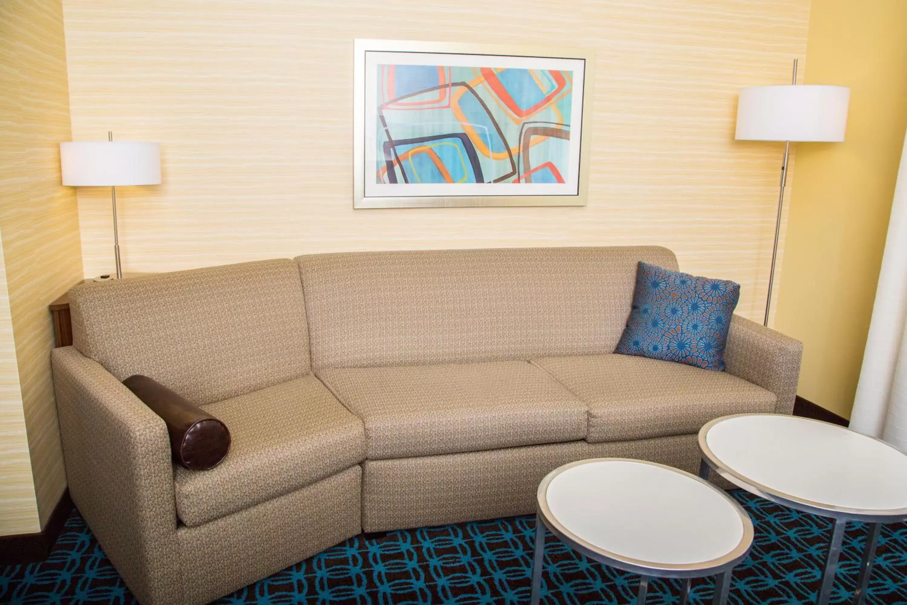 Living room, Seating Area in Fairfield Inn & Suites by Marriott Pocatello