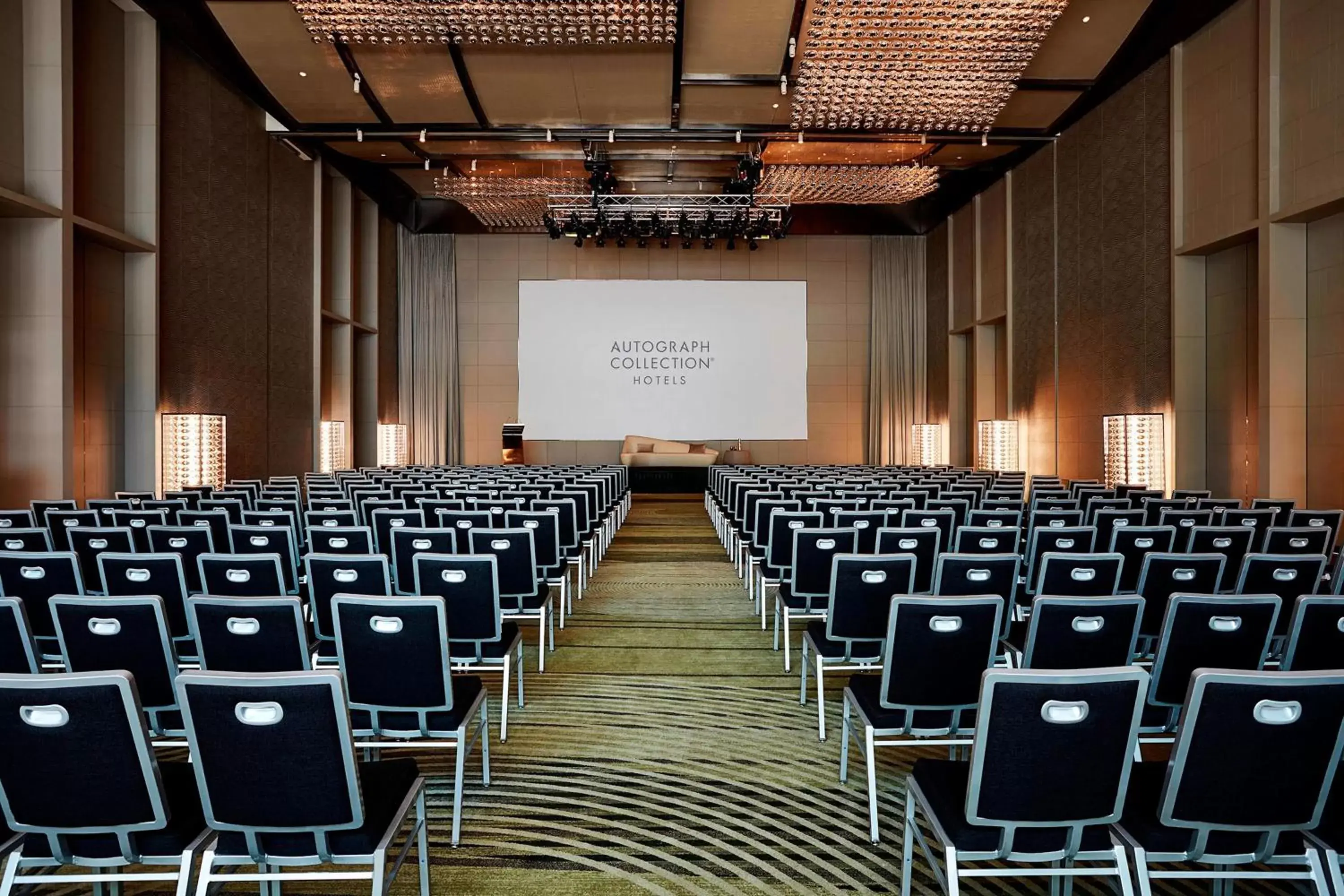 Meeting/conference room in The Shanhaitian Resort Sanya, Autograph Collection