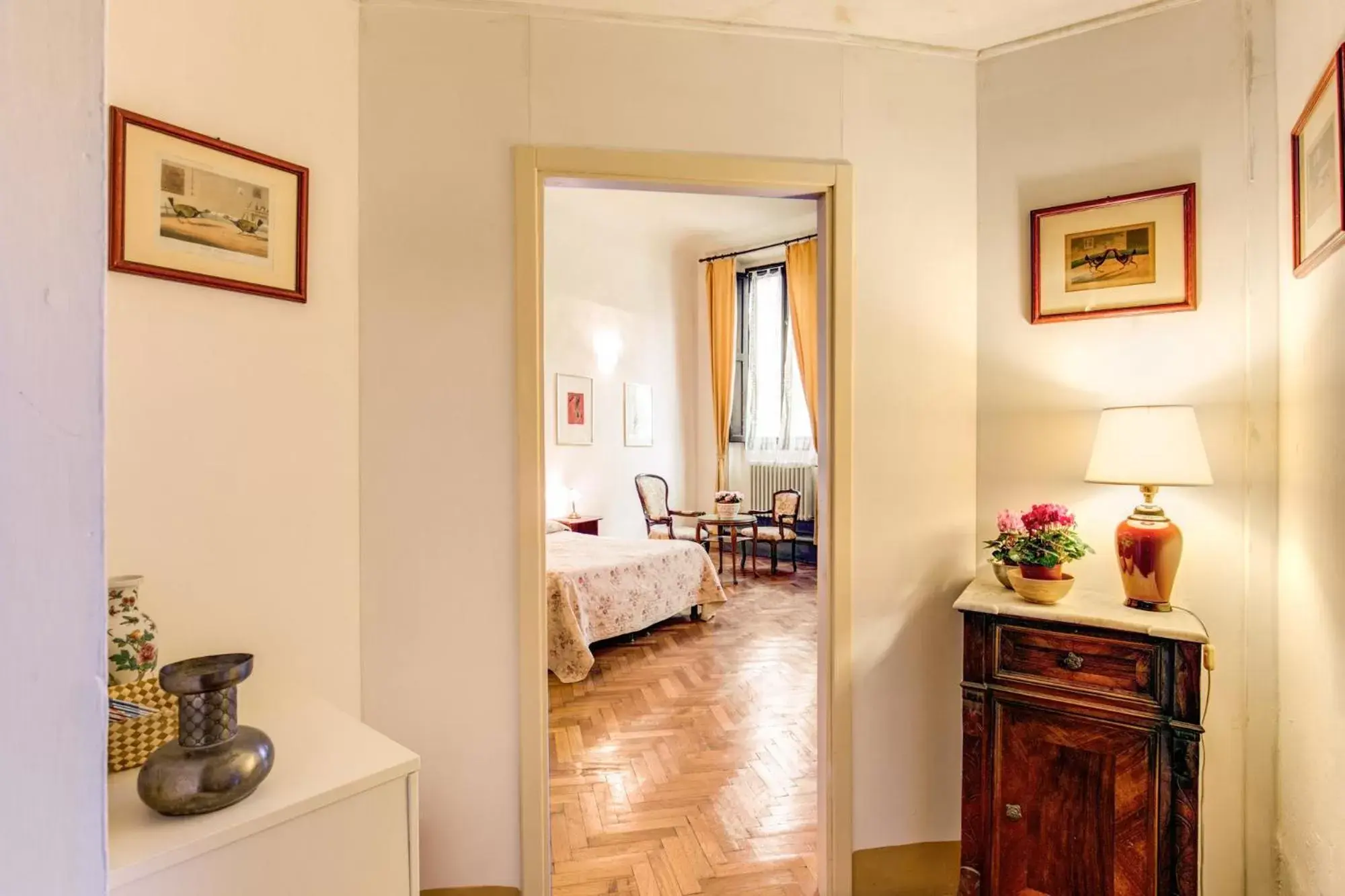 Bedroom, Seating Area in Albergo San Giovanni