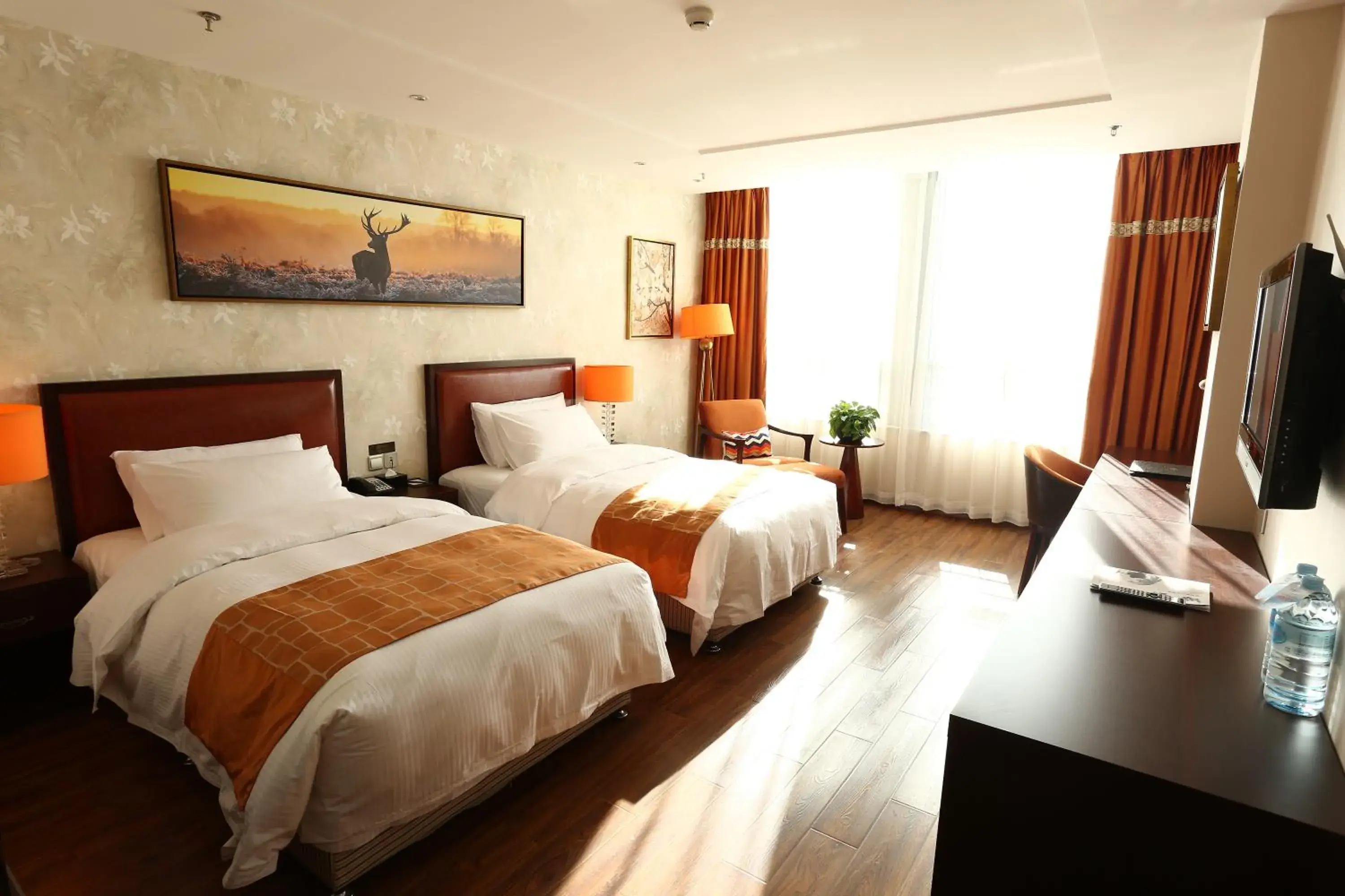 Photo of the whole room, Bed in Beijing Sunflower Hotel