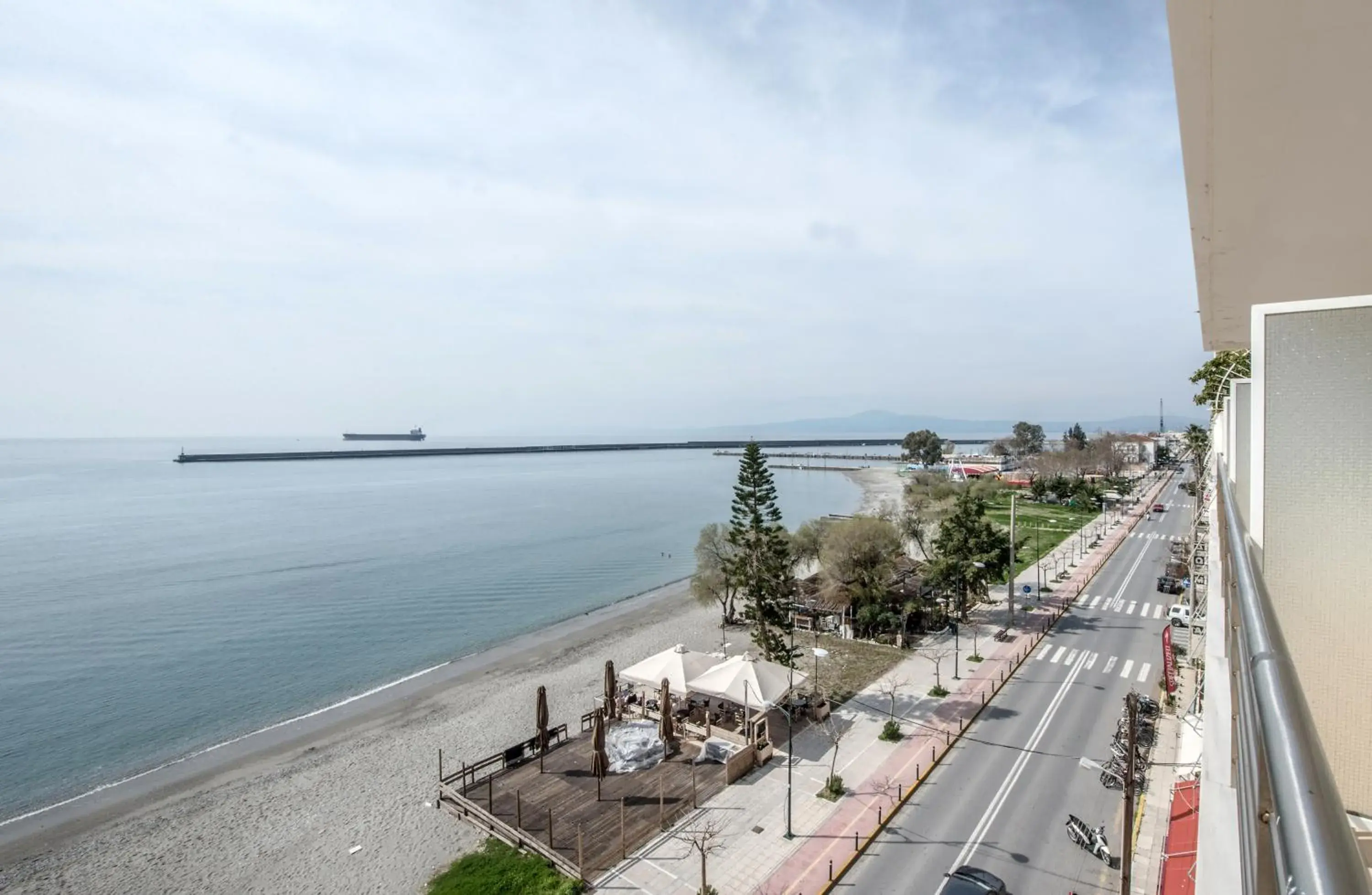 Beach, Balcony/Terrace in Hotel Ostria