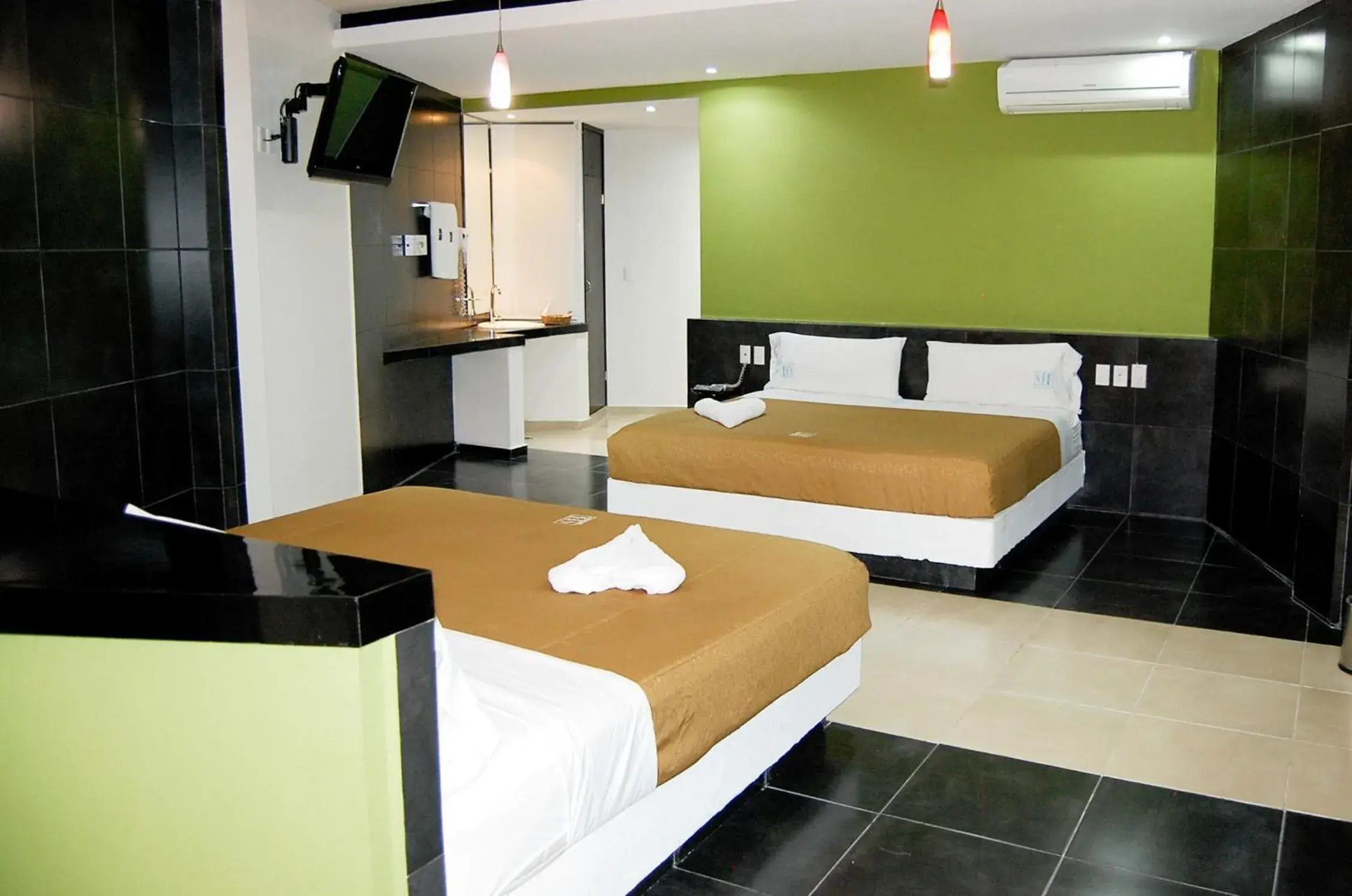 Photo of the whole room, Bed in Hotel Porto Novo