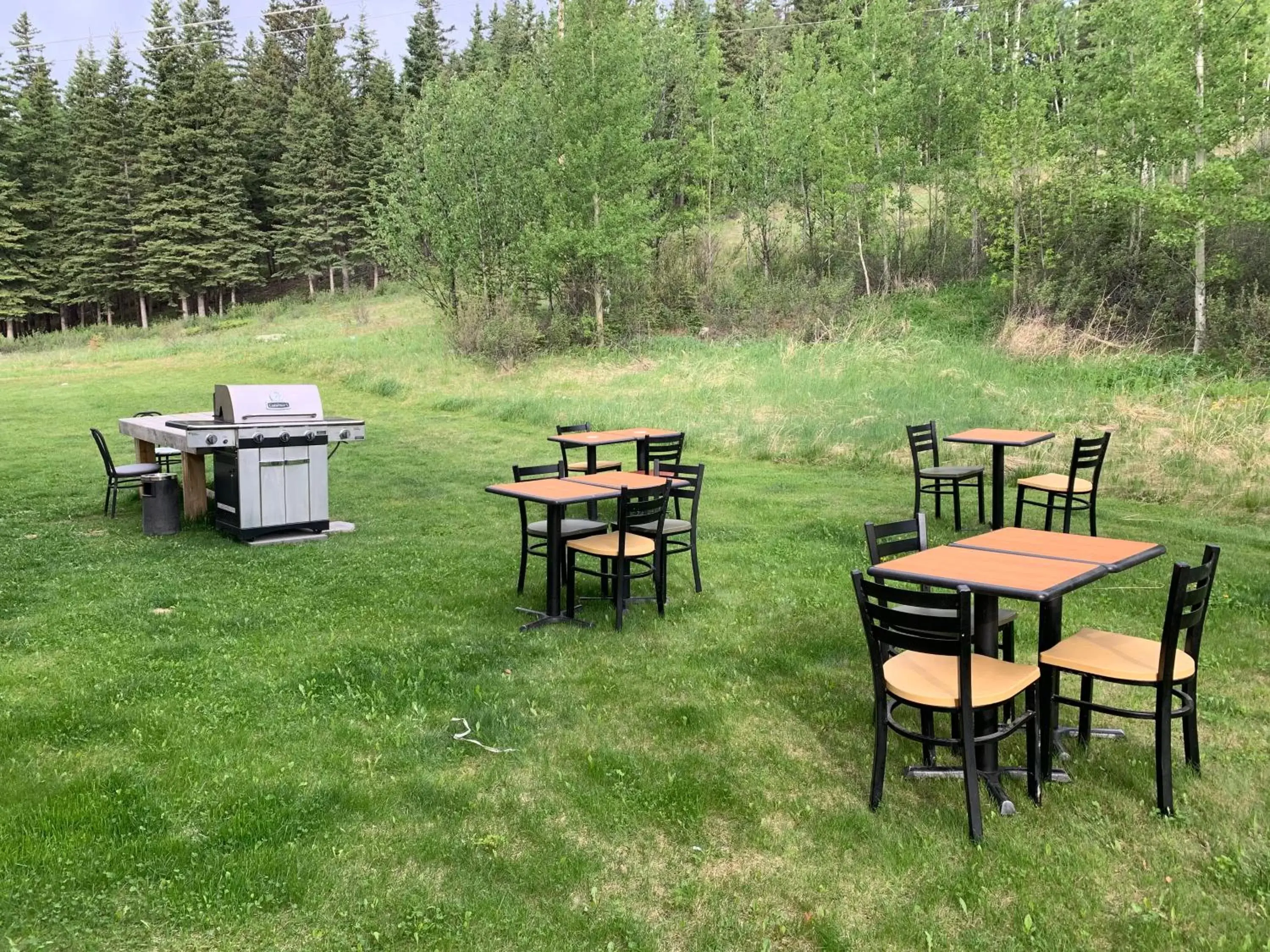 Property building in Super 8 by Wyndham Hinton Property building in Super 8 by Wyndham Hinton