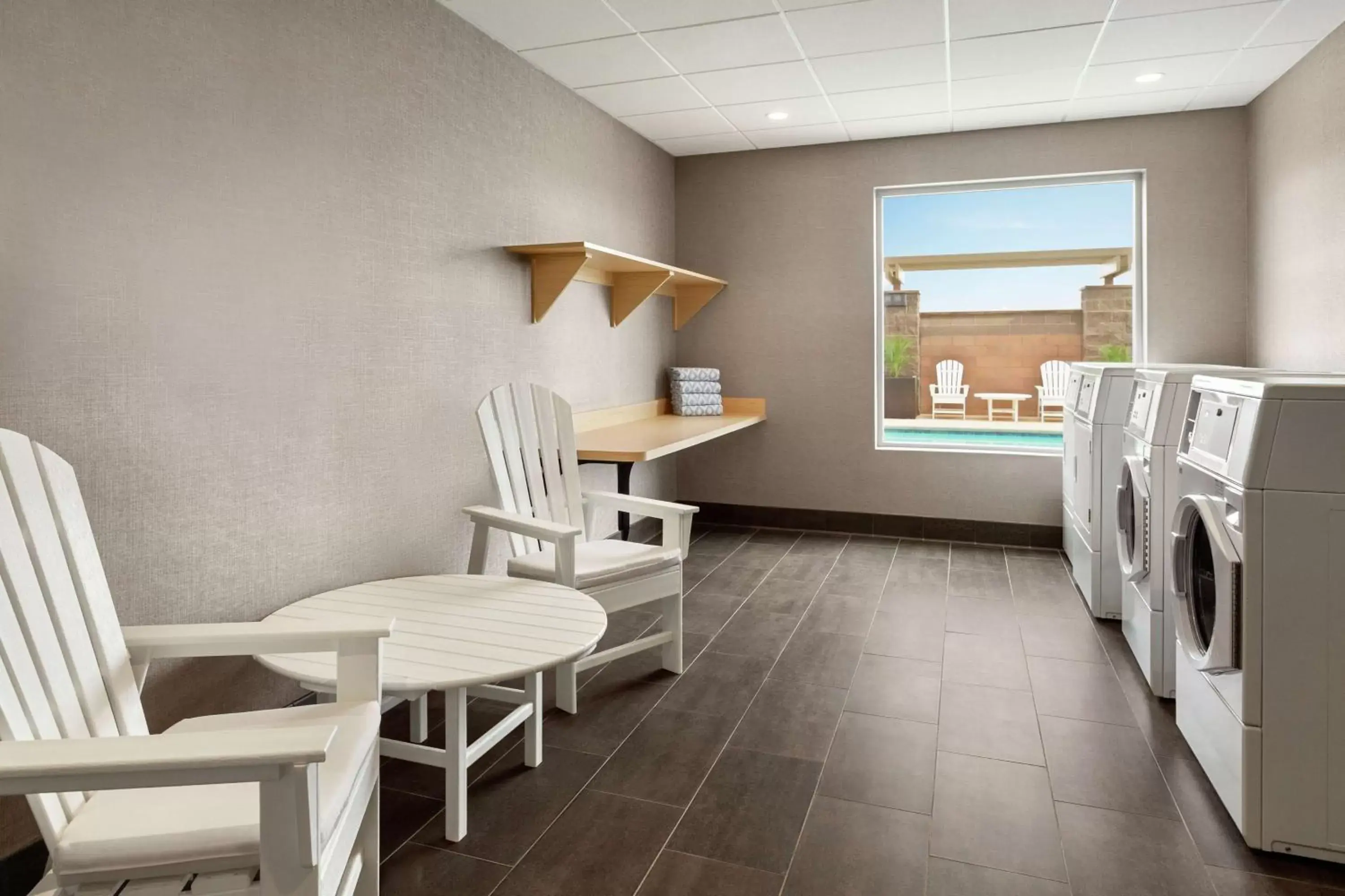 Property building in Home2 Suites By Hilton Scottsdale Salt River