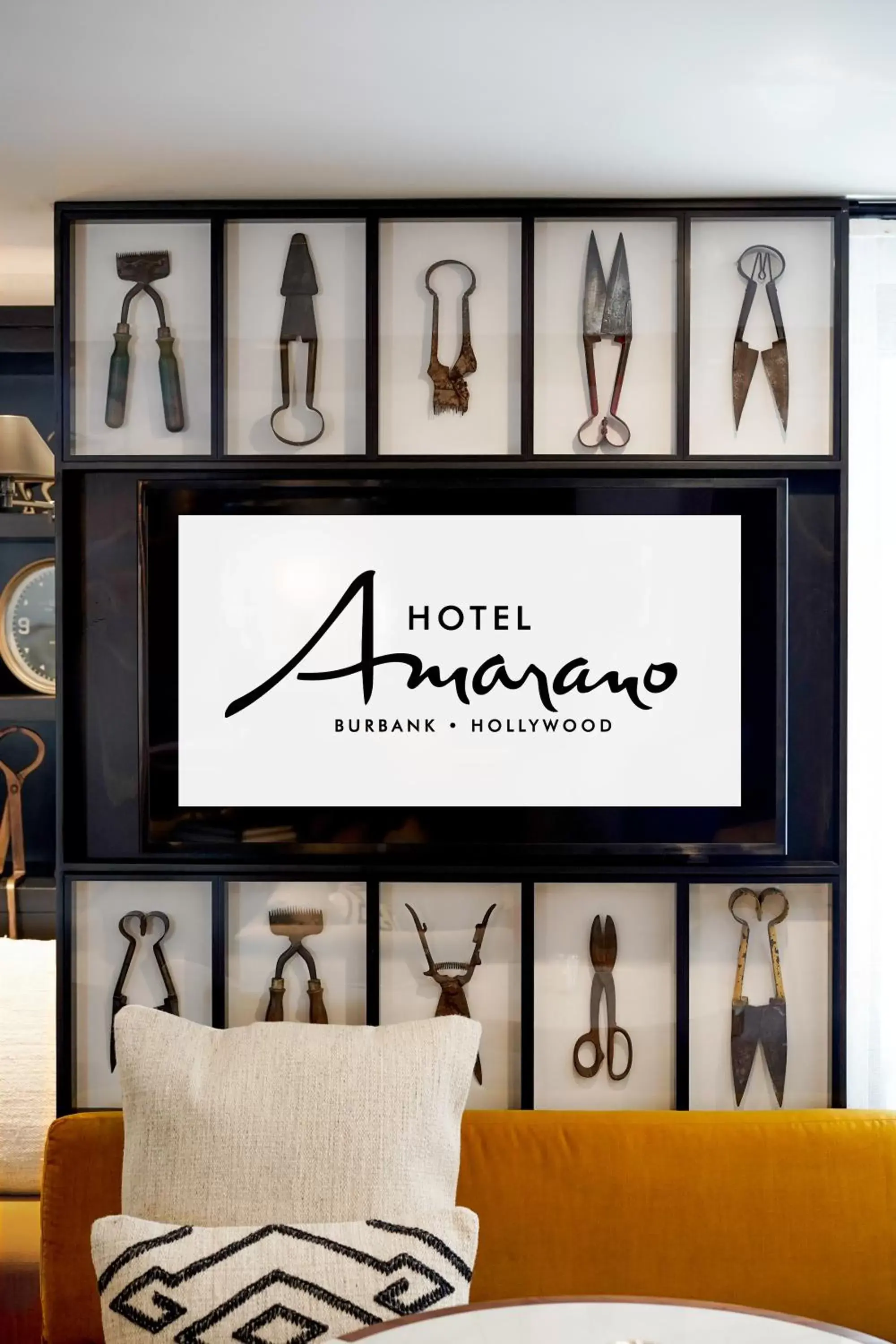 Lounge or bar, Bed in Hotel Amarano Burbank-Hollywood