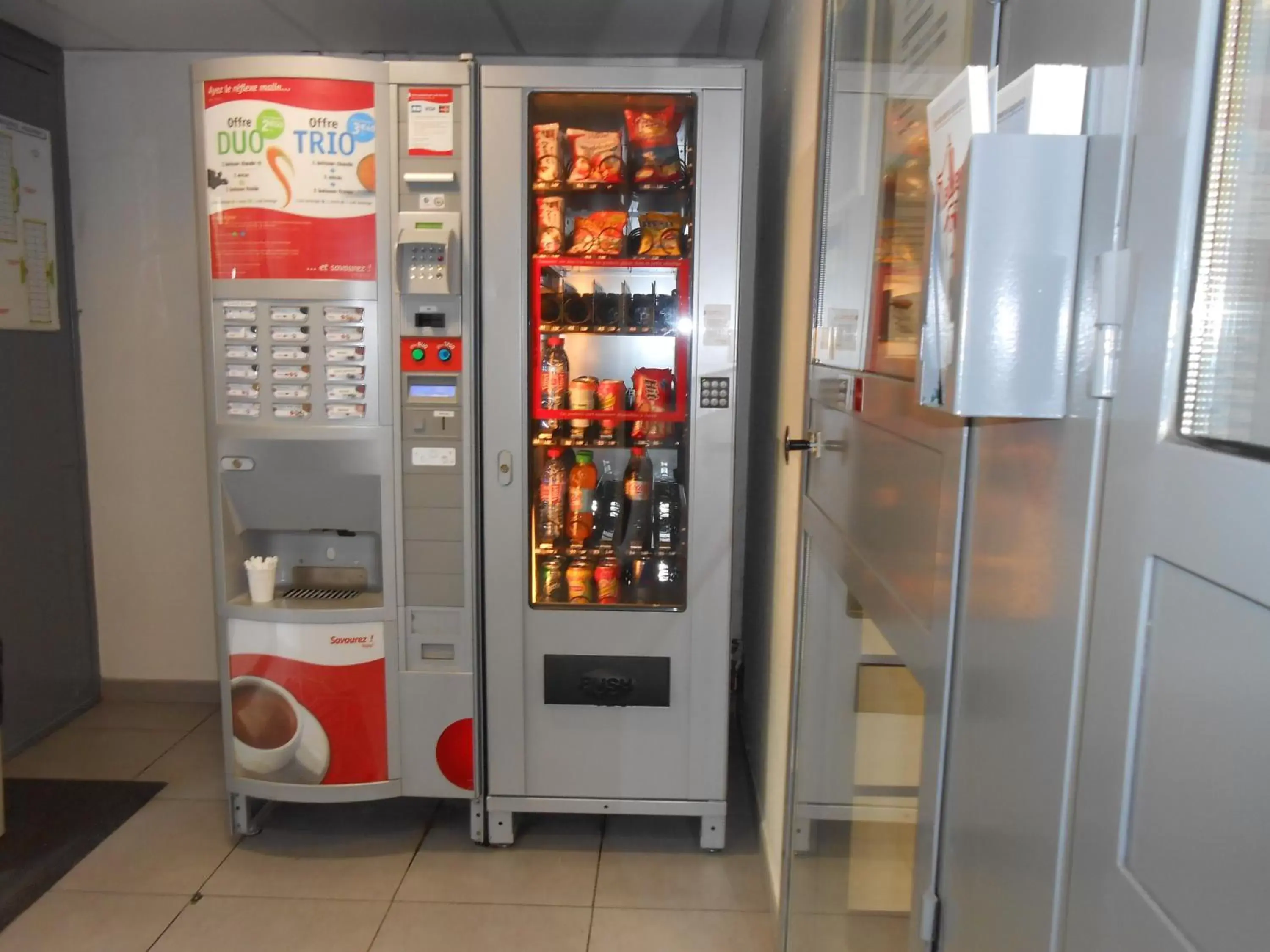 Food and drinks, Supermarket/Shops in Premiere Classe Grenoble Sud - Gieres Universite