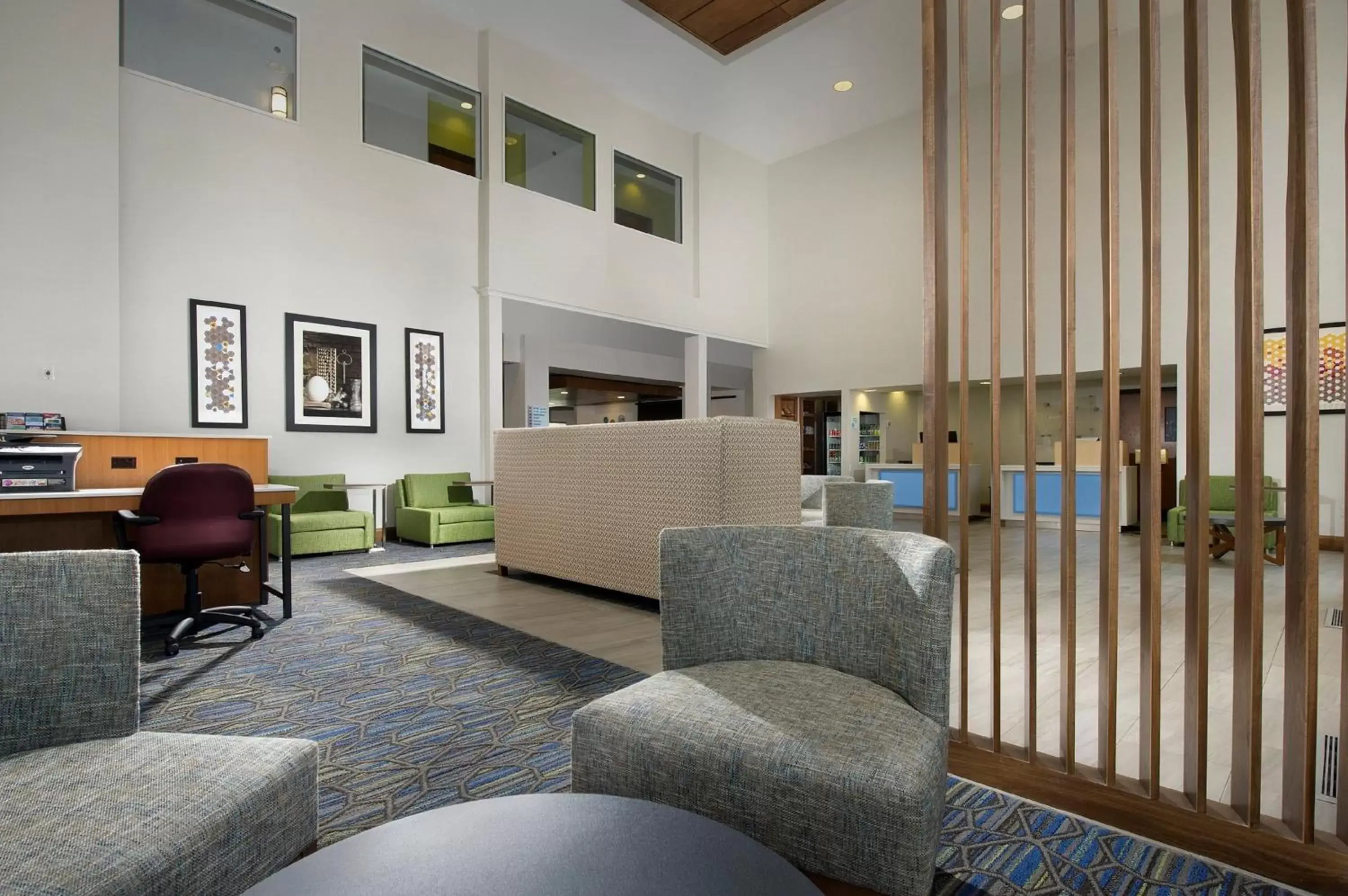 Property building, Seating Area in Holiday Inn Express & Suites Charlottesville - Ruckersville, an IHG Hotel