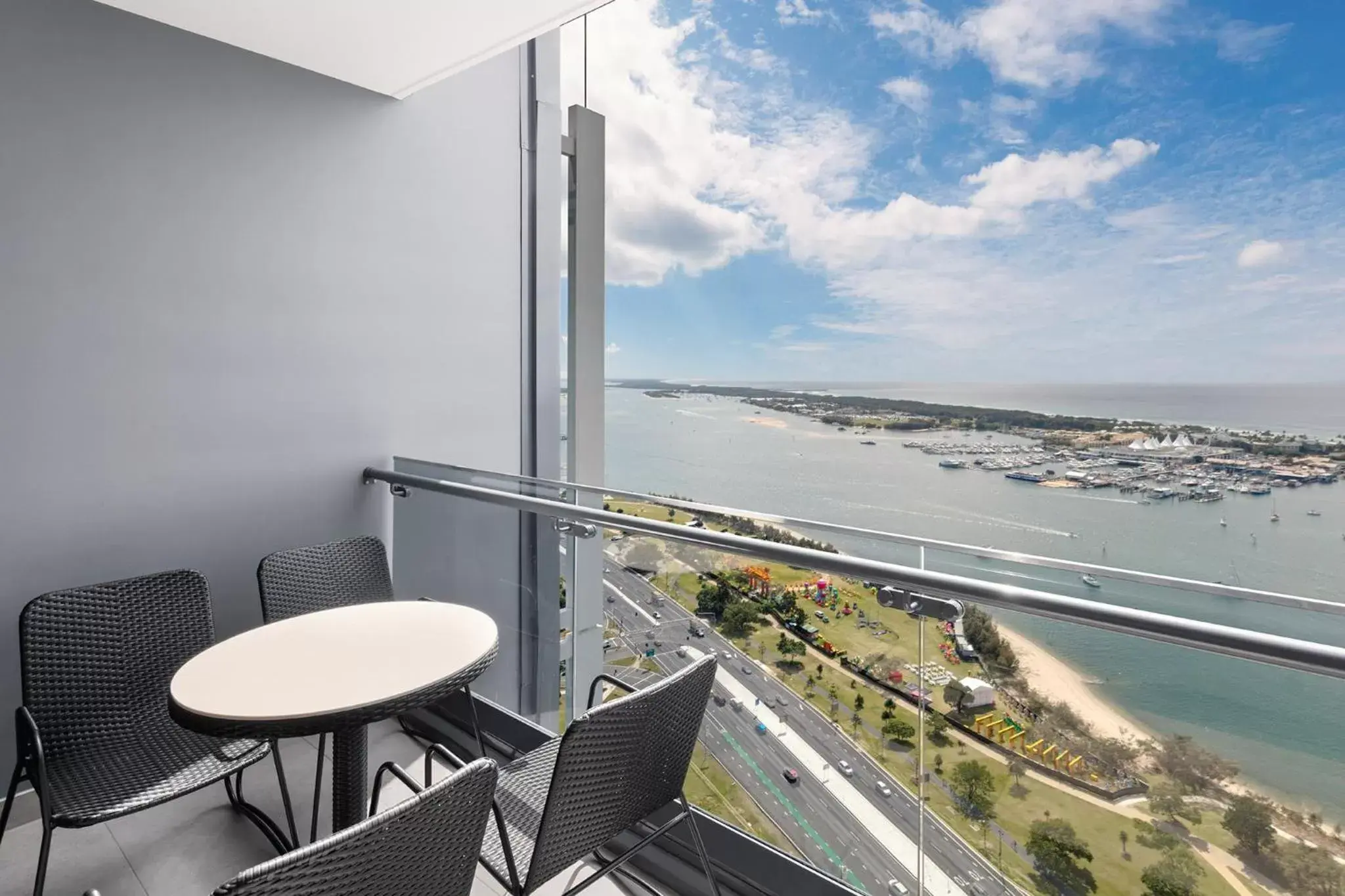 Balcony/Terrace in Meriton Suites Southport